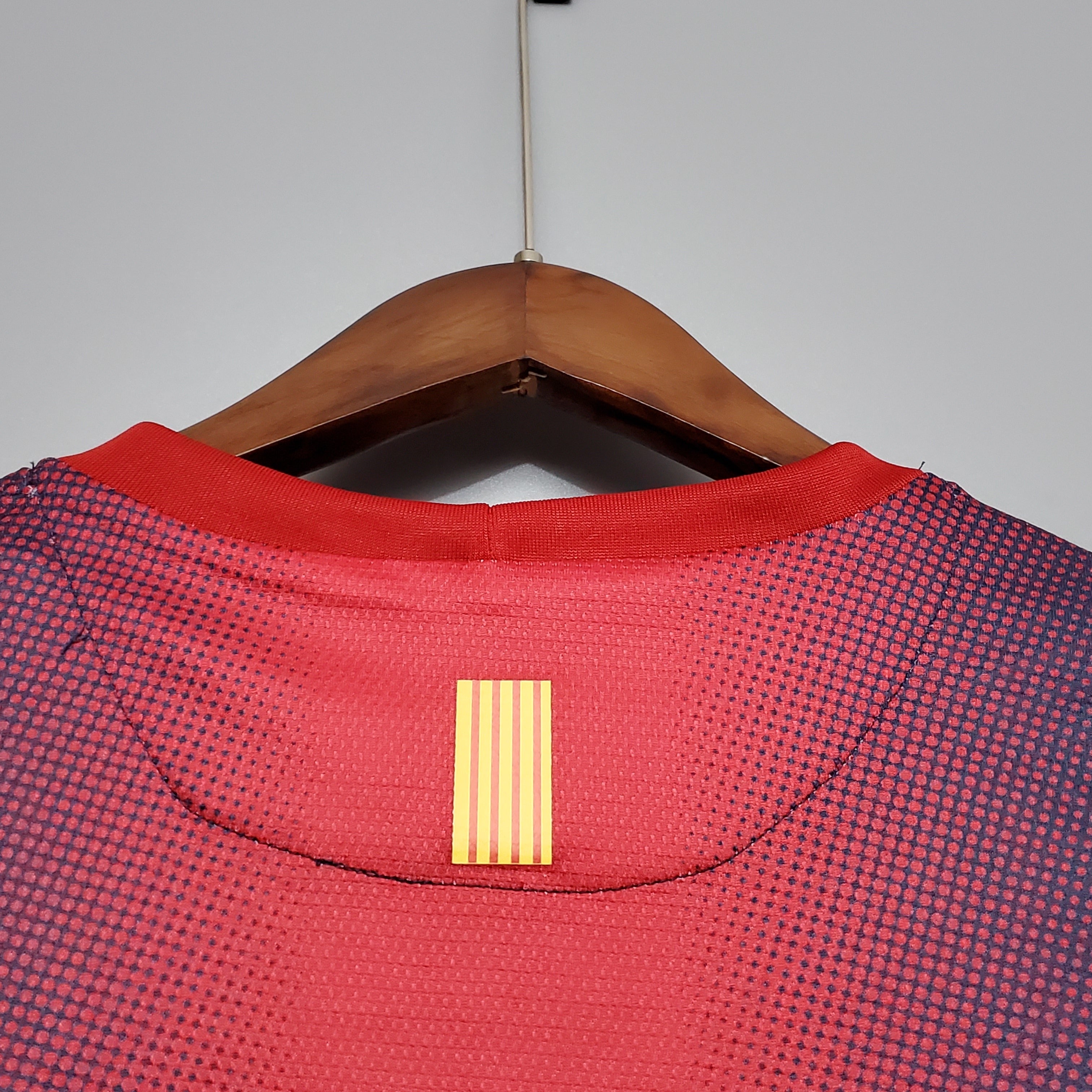 2010s Barcelona Retro Football Shirt | Red Navy Home