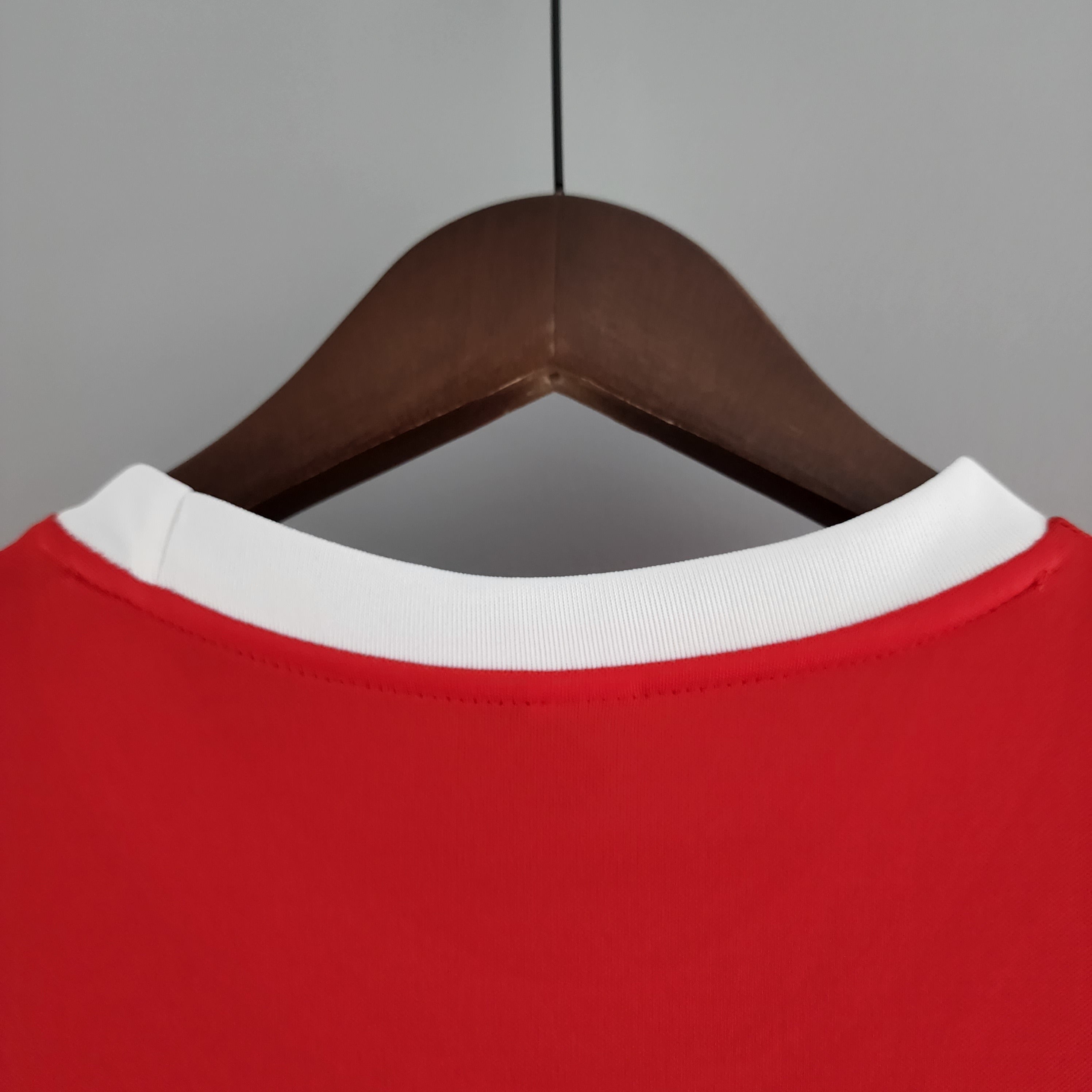 1970s Benfica Retro Football Shirt | Red White Home