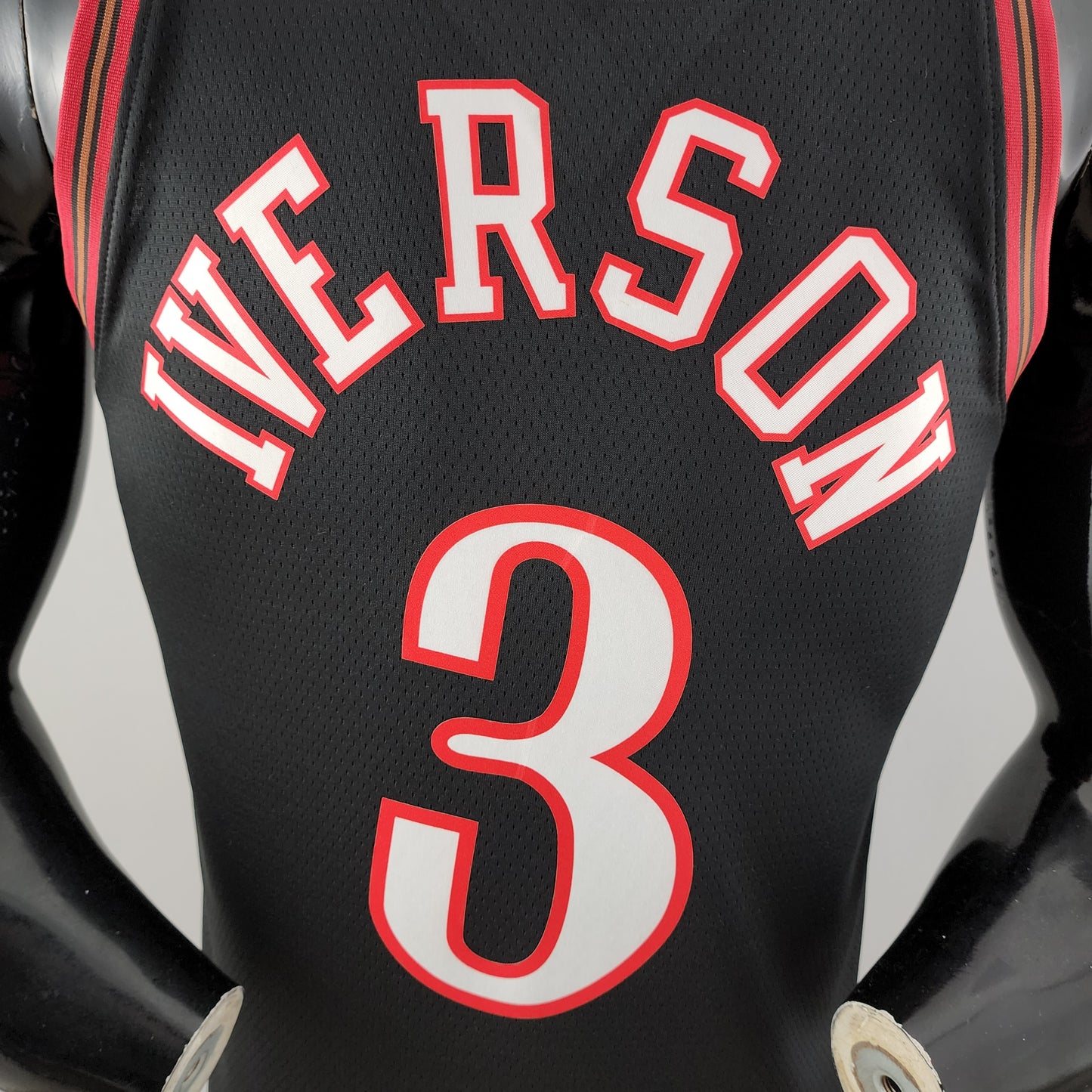 2001 Philadelphia Iverson #3 Retro Basketball Jersey