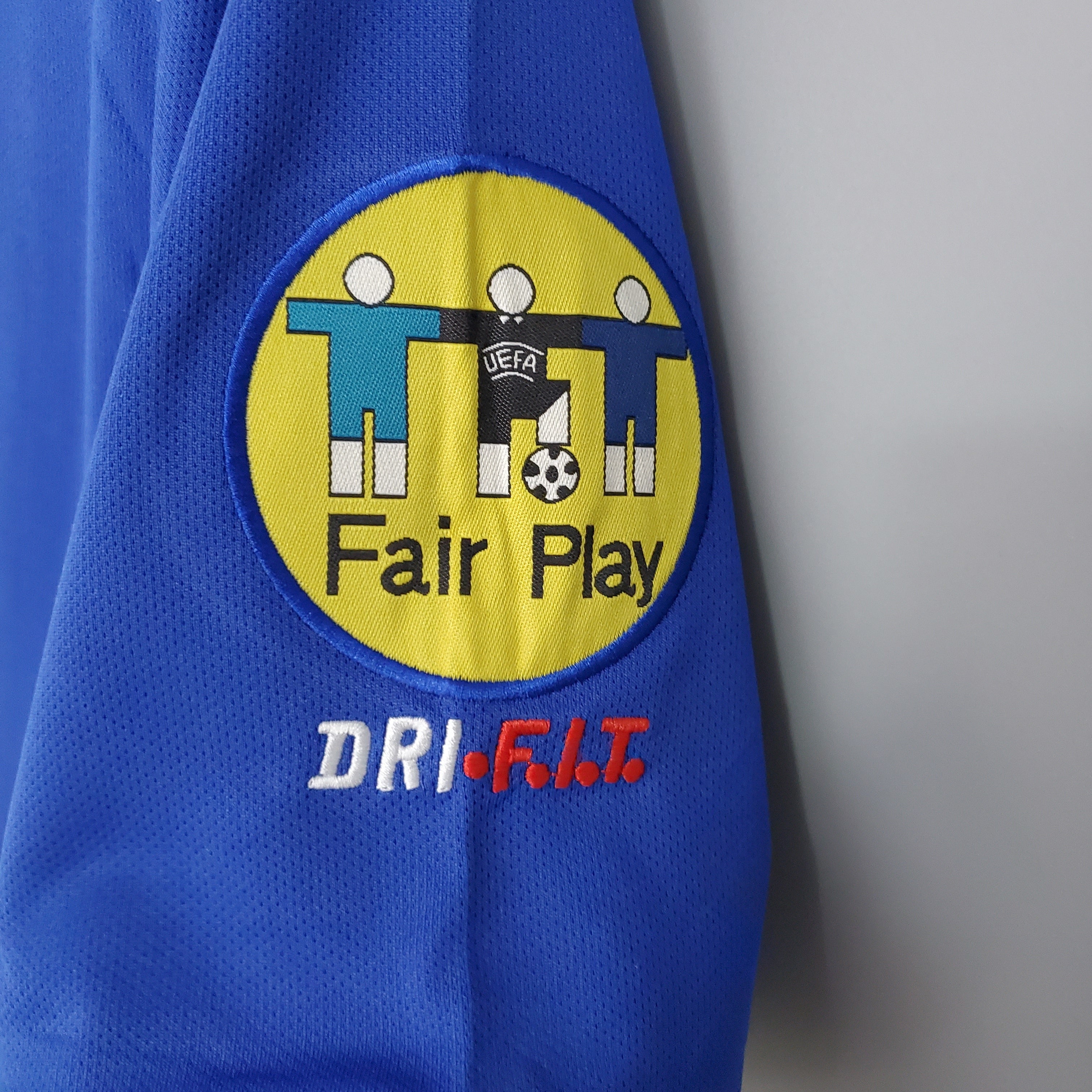 1990s Italy Retro Football Shirt | Blue Yellow Home