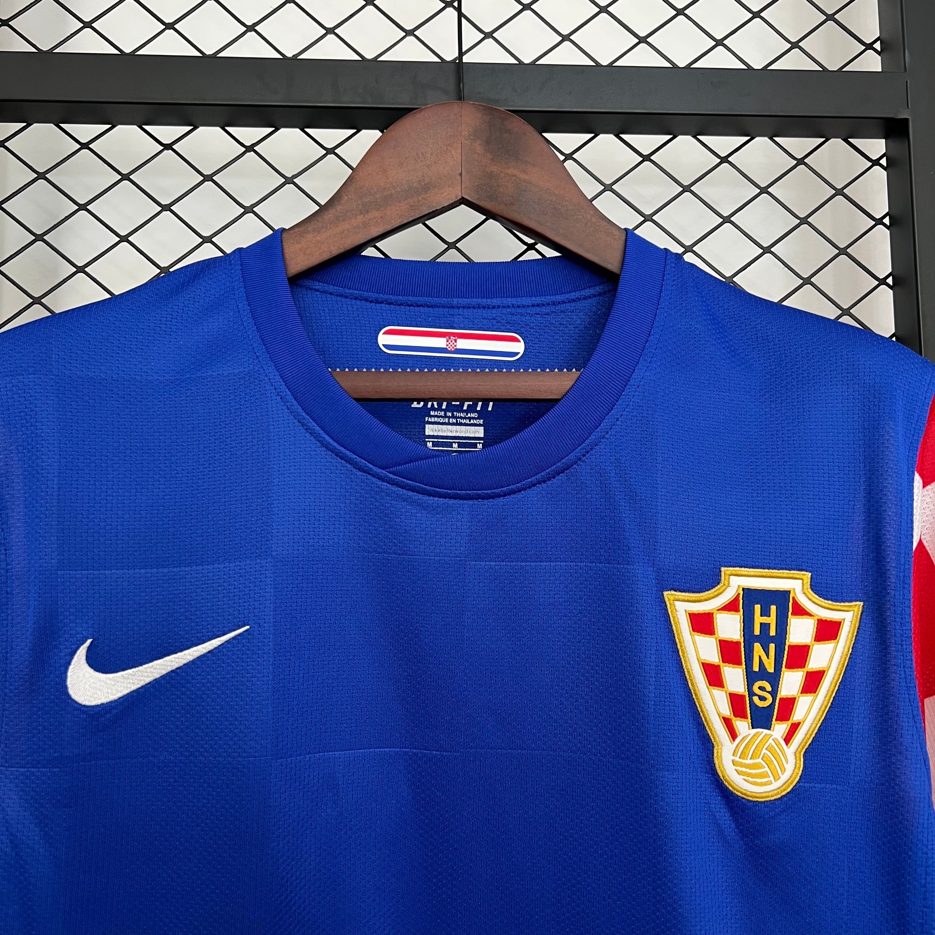 2010s Croatia Retro Football Shirt | Blue Red Home