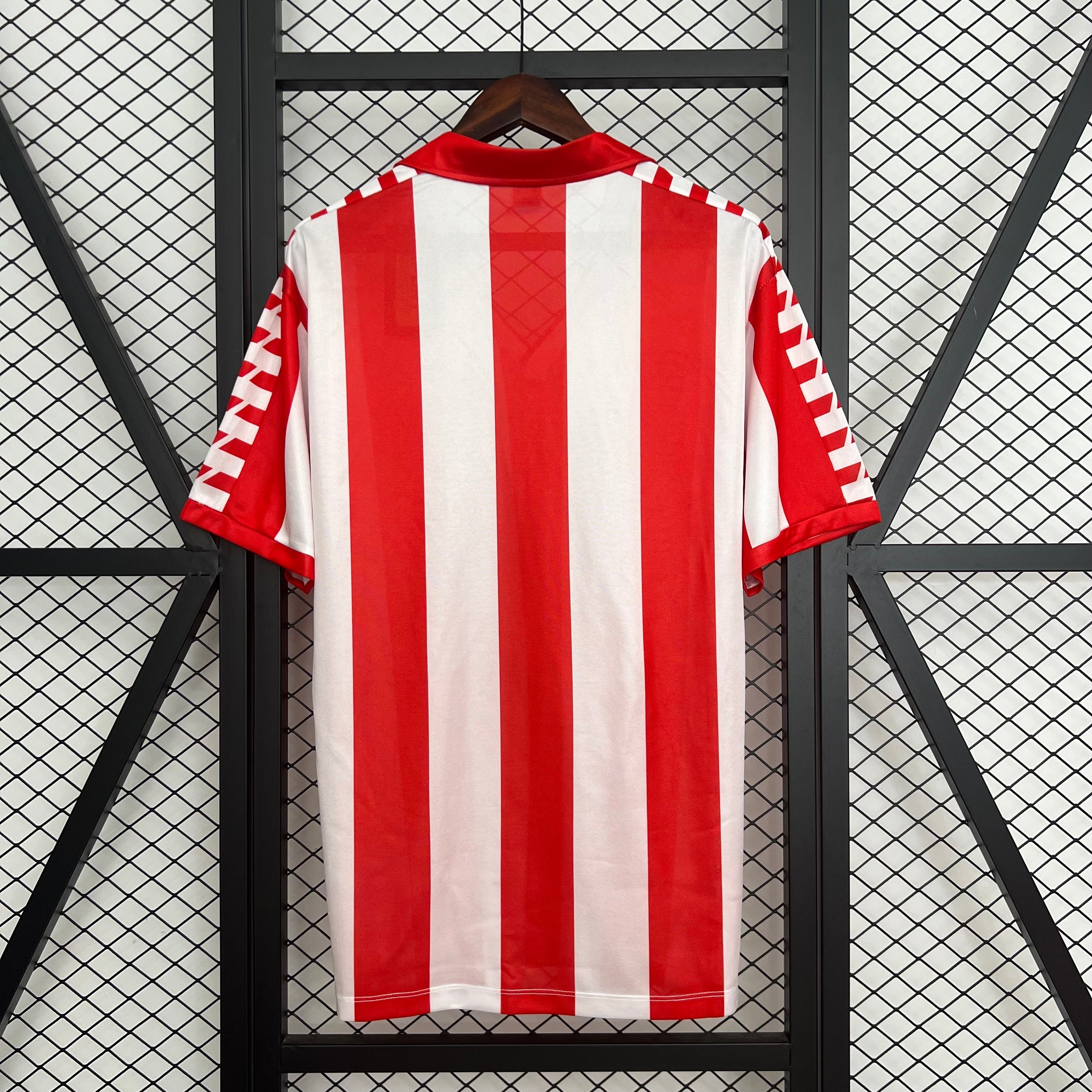 1980s Atletico Madrid Retro Football Shirt | Red White Home