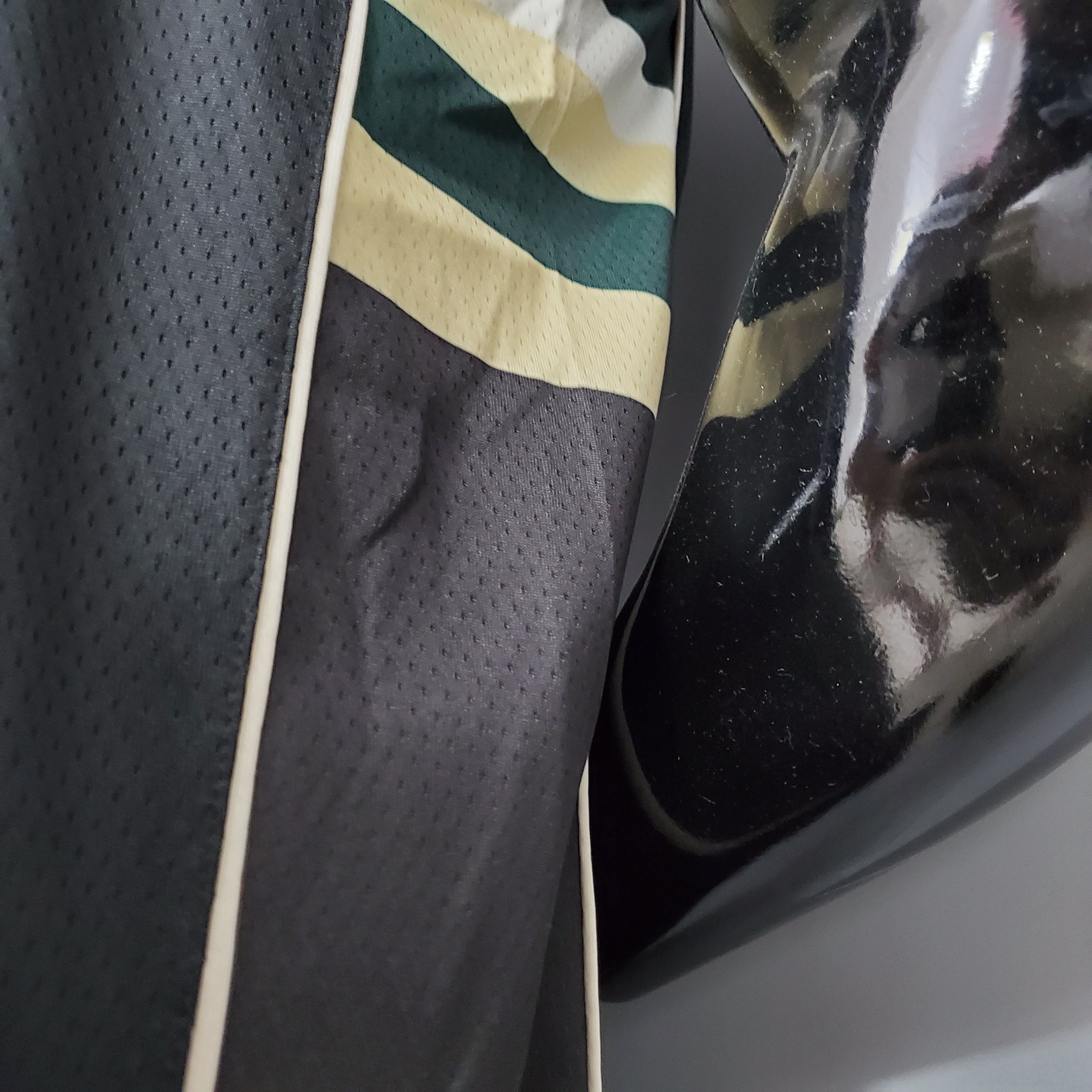 2023 Milwaukee Bucks Middleton #22 Swingman Edition Jersey