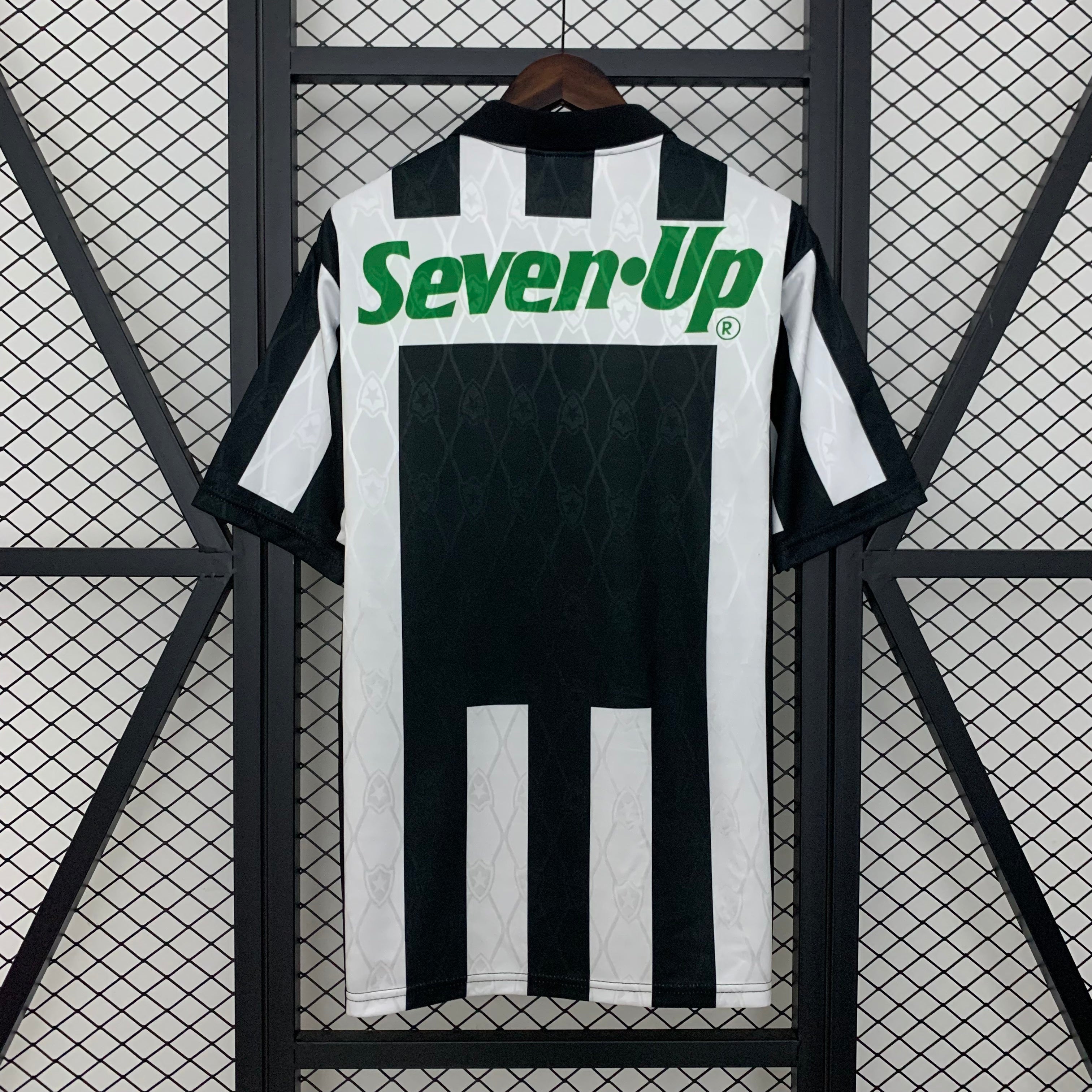 1990s Botafogo Retro Football Shirt | Black White Home