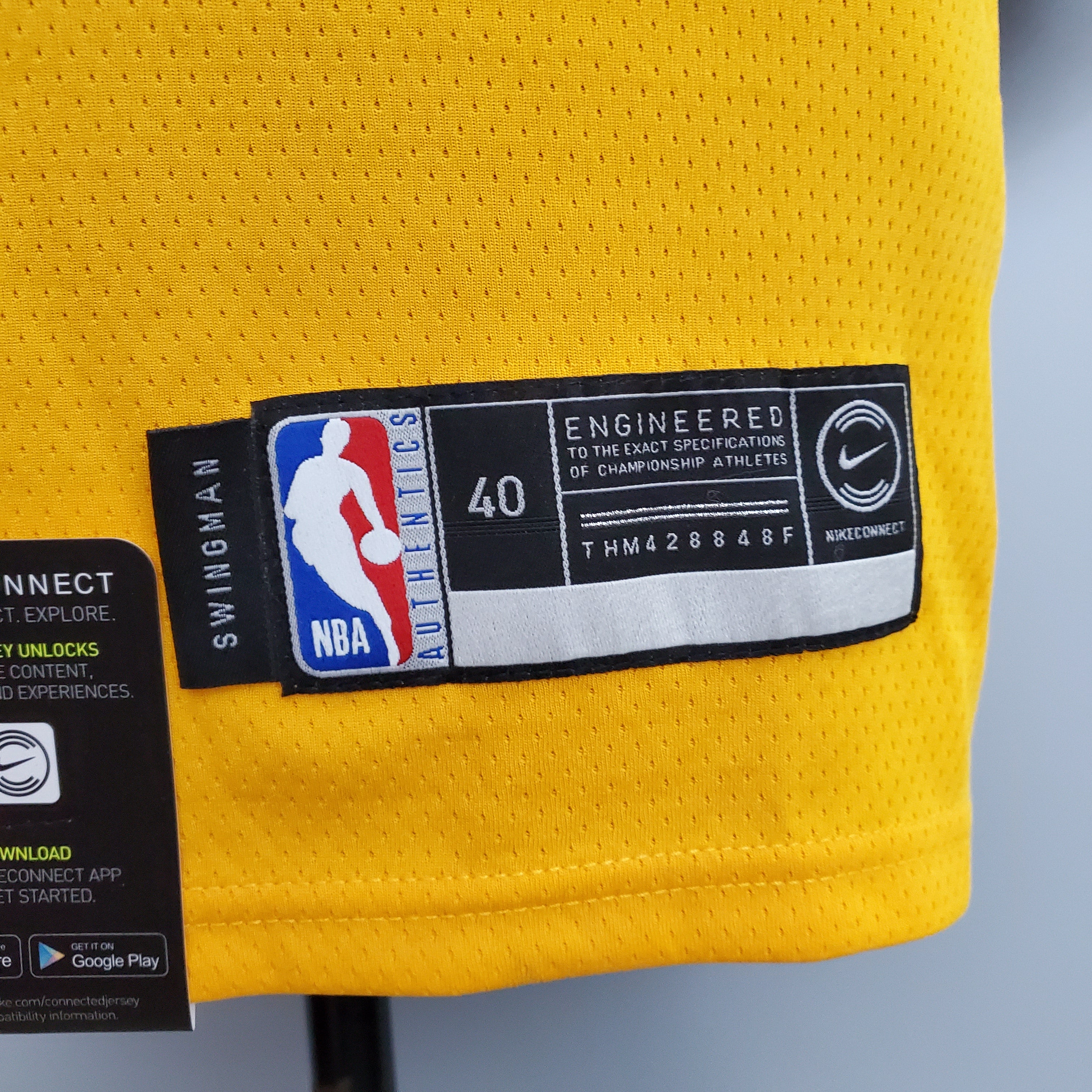 2023 Golden State Warriors Young #6 Swingman Edition Jersey