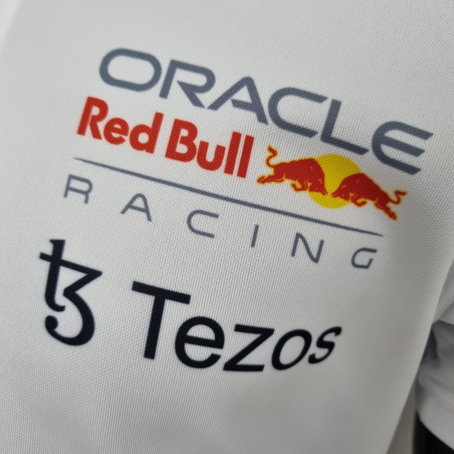 Red Bull Racing F1 2023 Polo – Player Fit Mobile | White