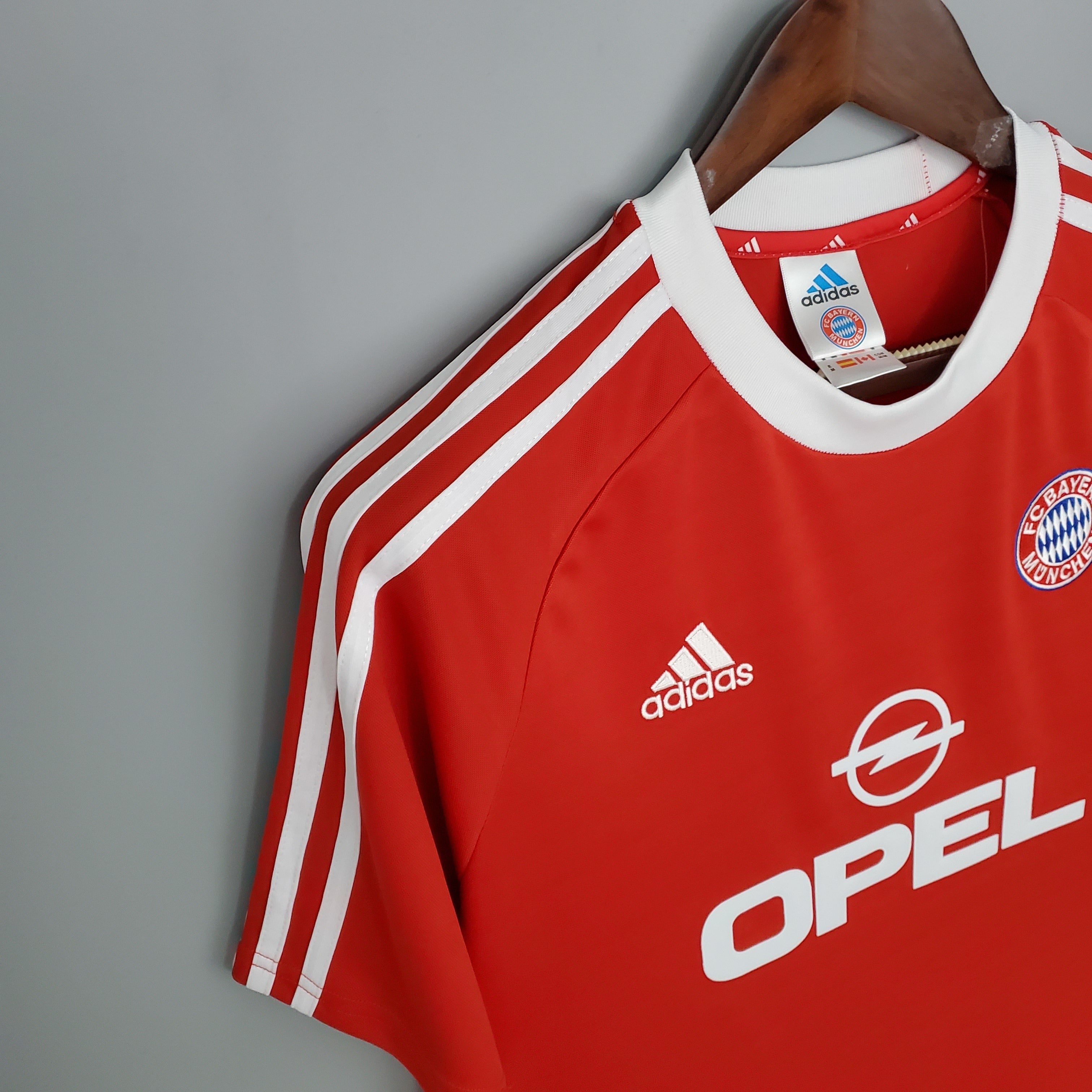 1990s Bayern Munich Retro Football Shirt | Red White Home