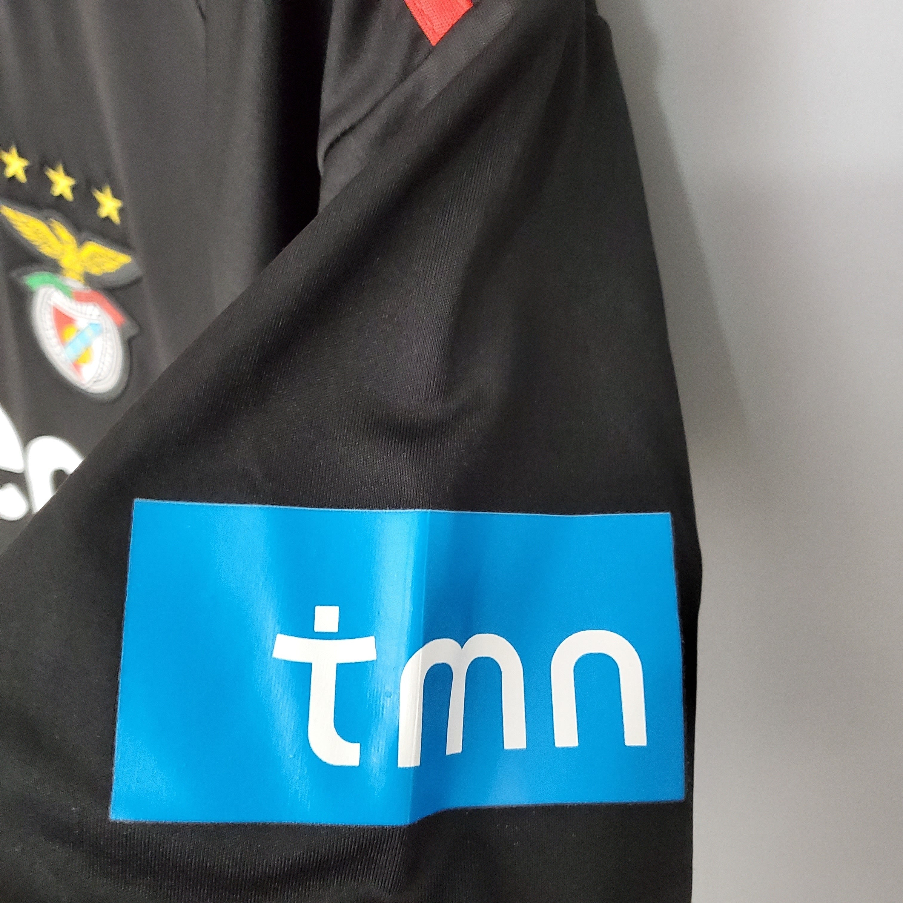 2010s Benfica Retro Football Shirt | Black Red Home