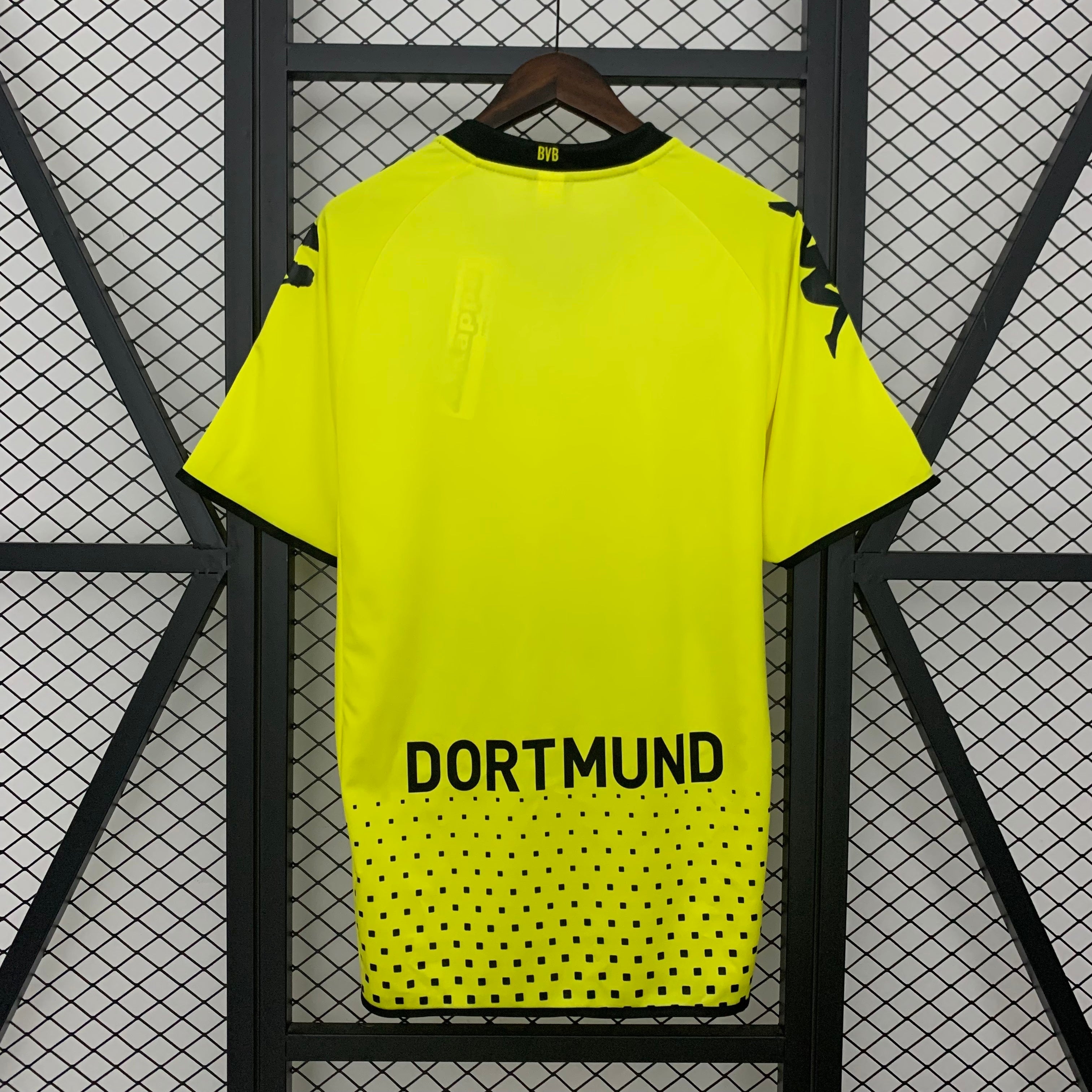 1990s Borussia Dortmund Retro Football Shirt | Yellow Black Home