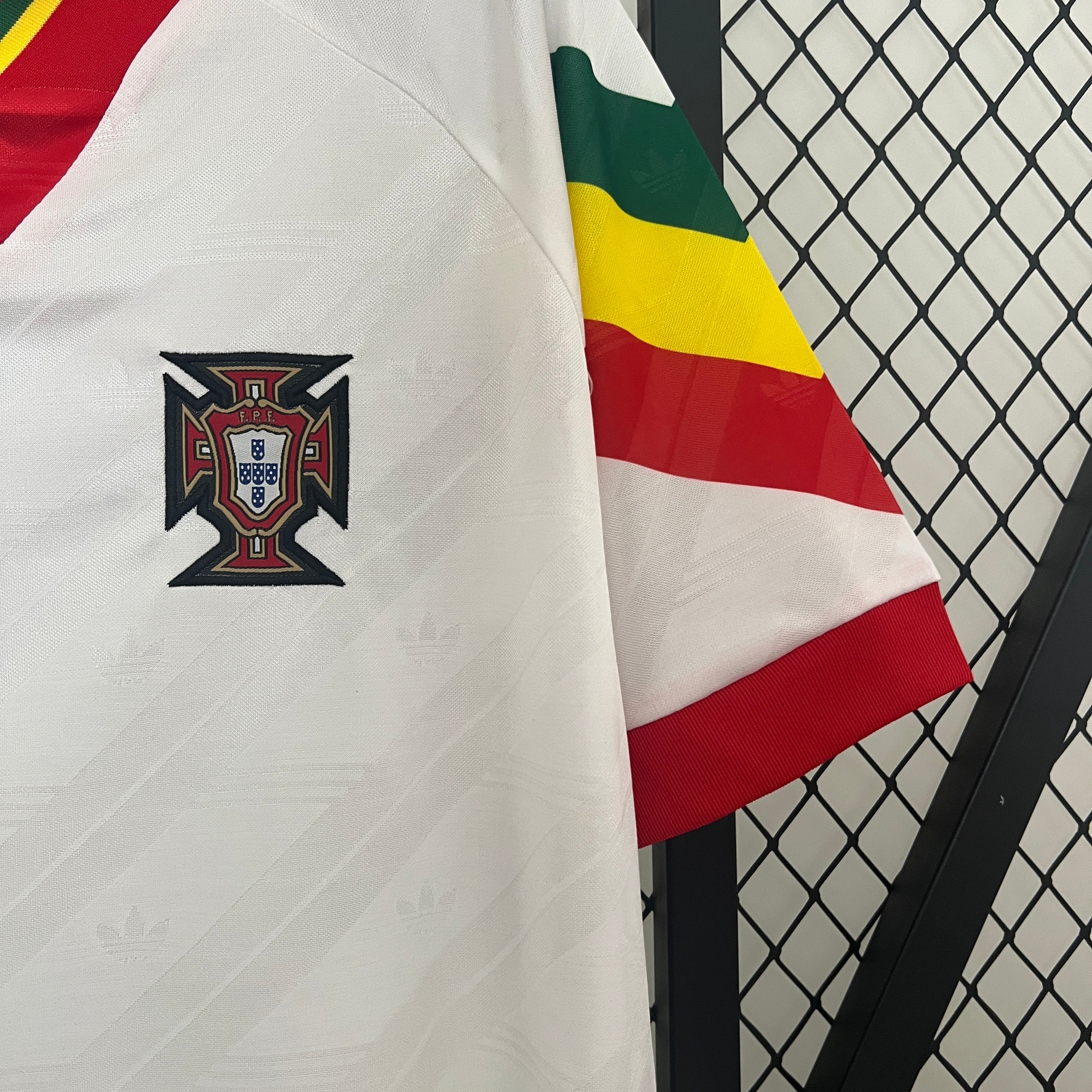 1990s Portugal Retro Football Shirt | White Red Home