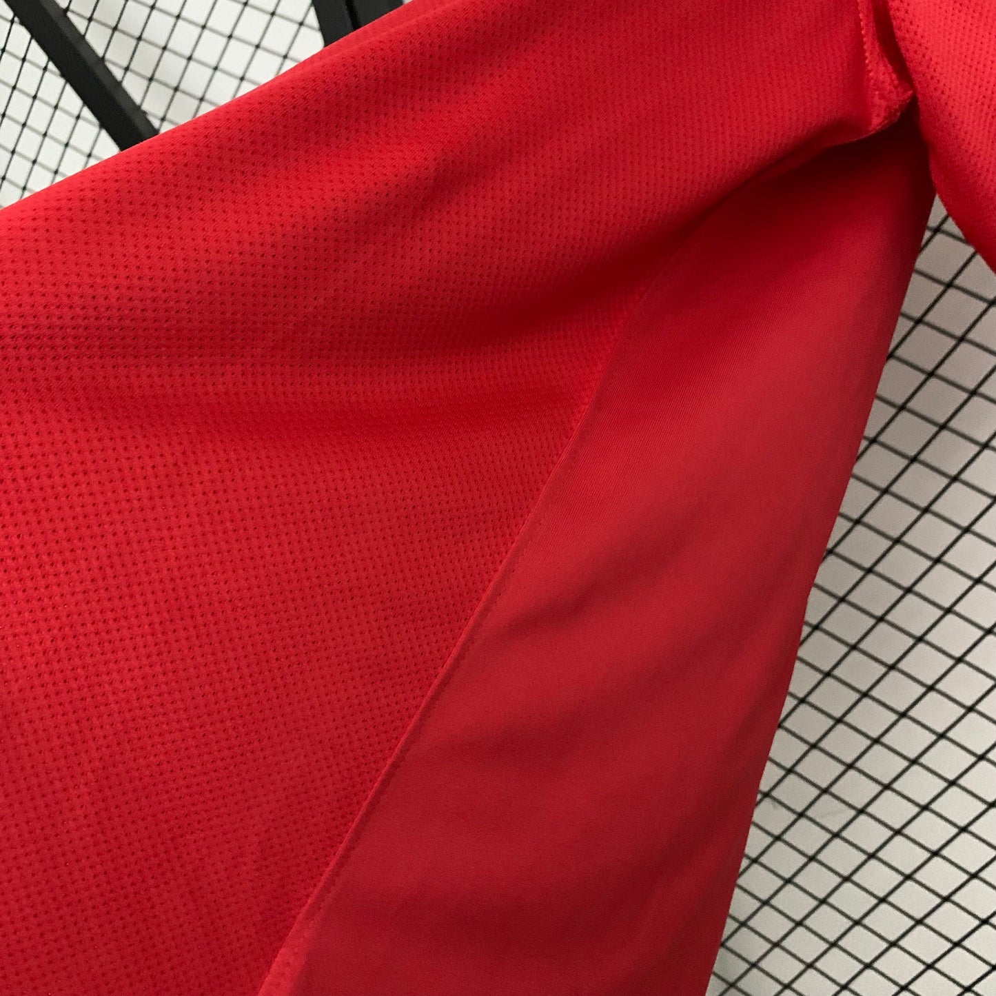 2010s Manchester United Retro Football Shirt | Red White Home