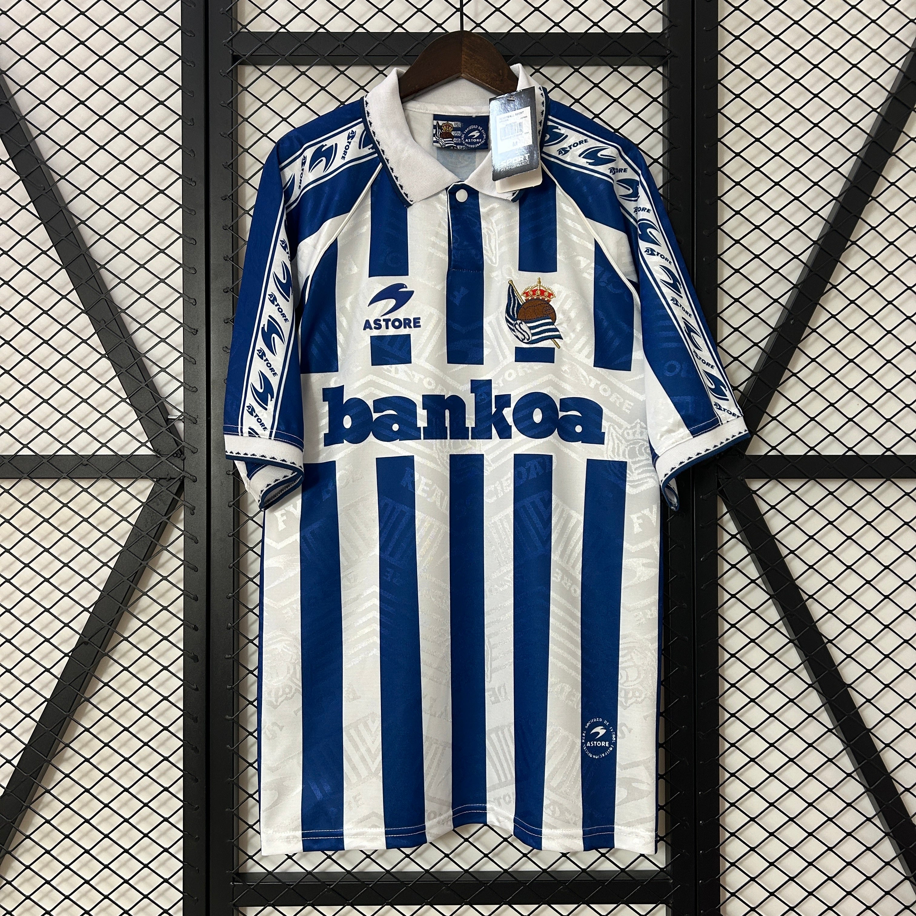 1990s Real Sociedad Retro Football Shirt | Blue White Home