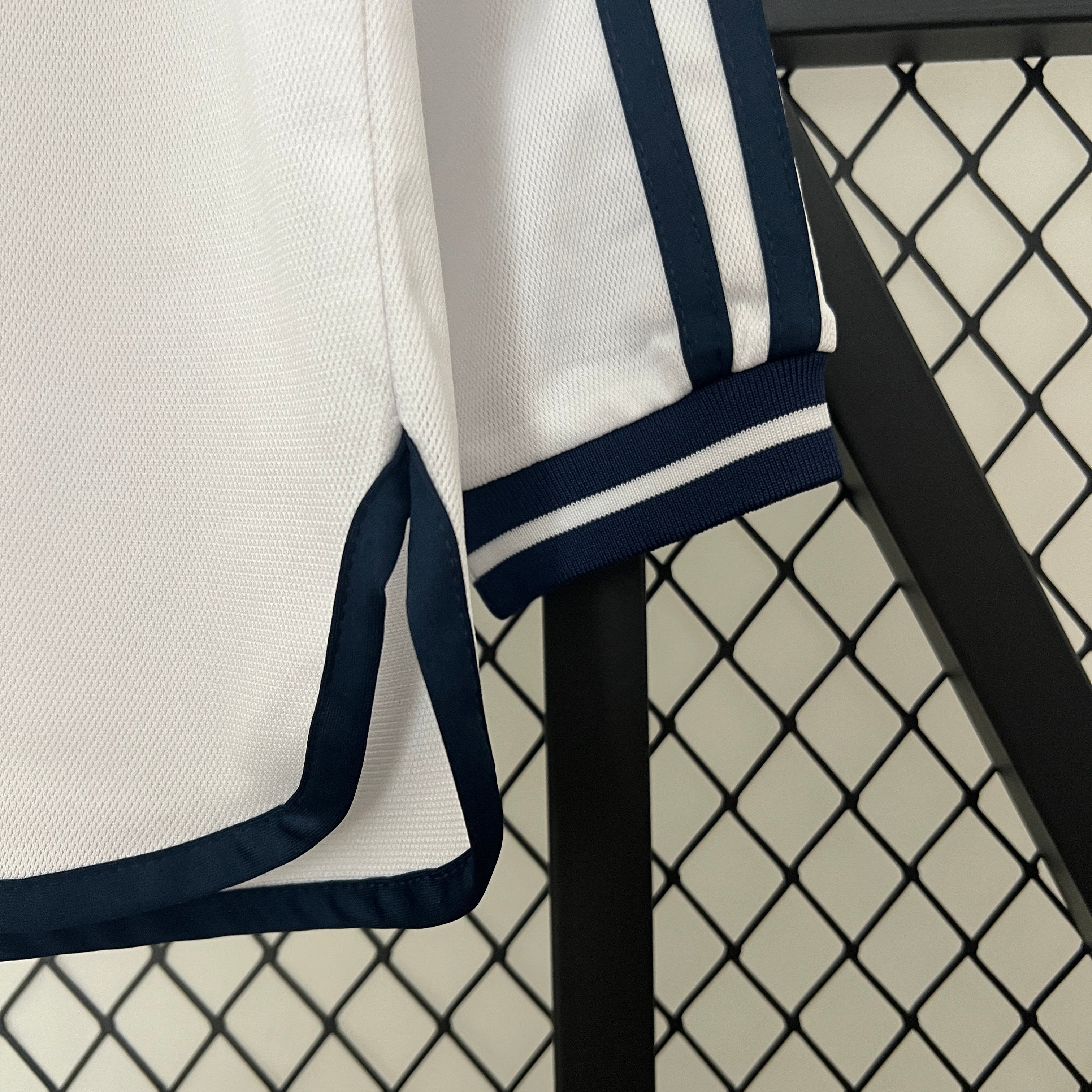 1990s Real Madrid Retro Football Shirt | White Navy Home