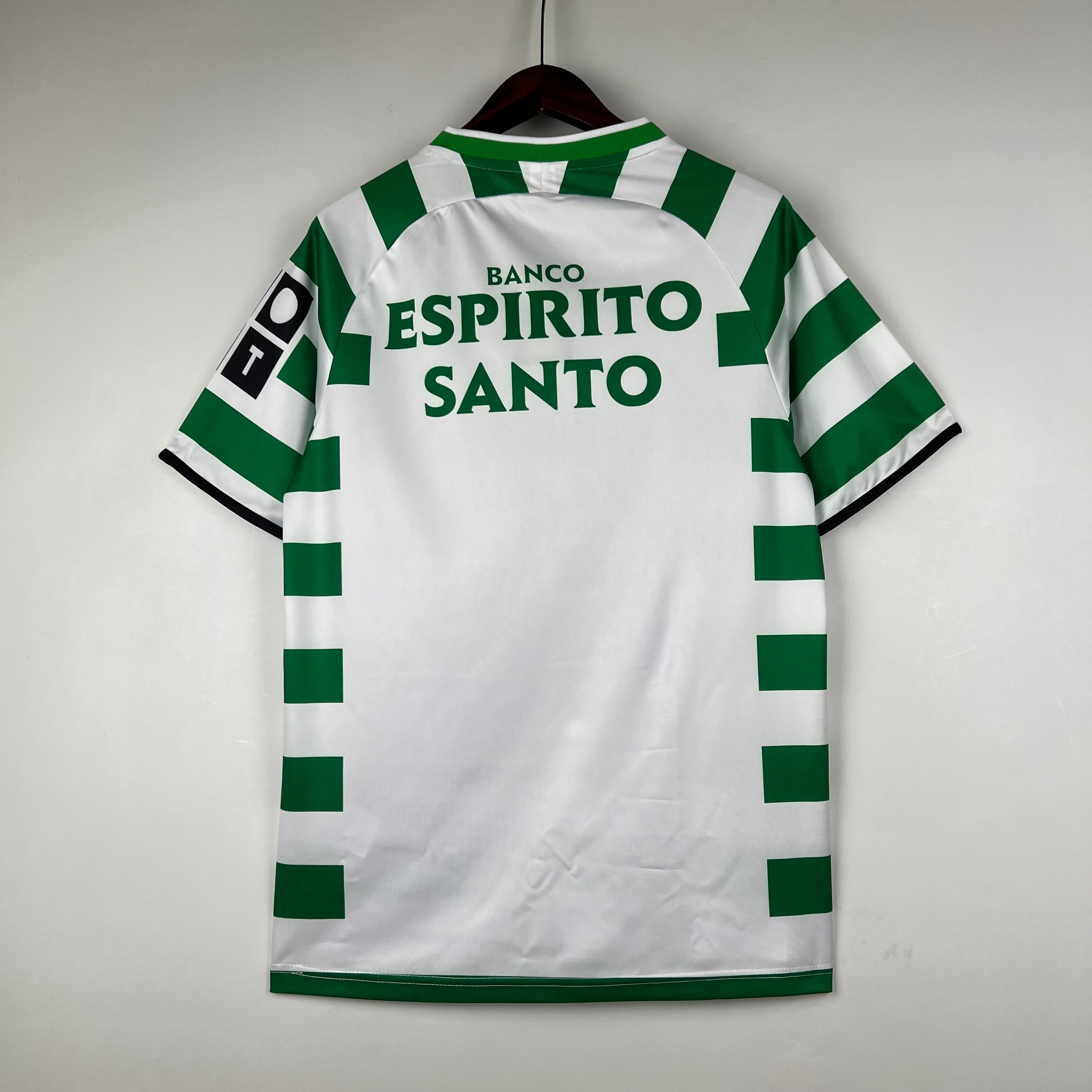 1990s Sporting Lisbon Retro Football Shirt | Green White Home
