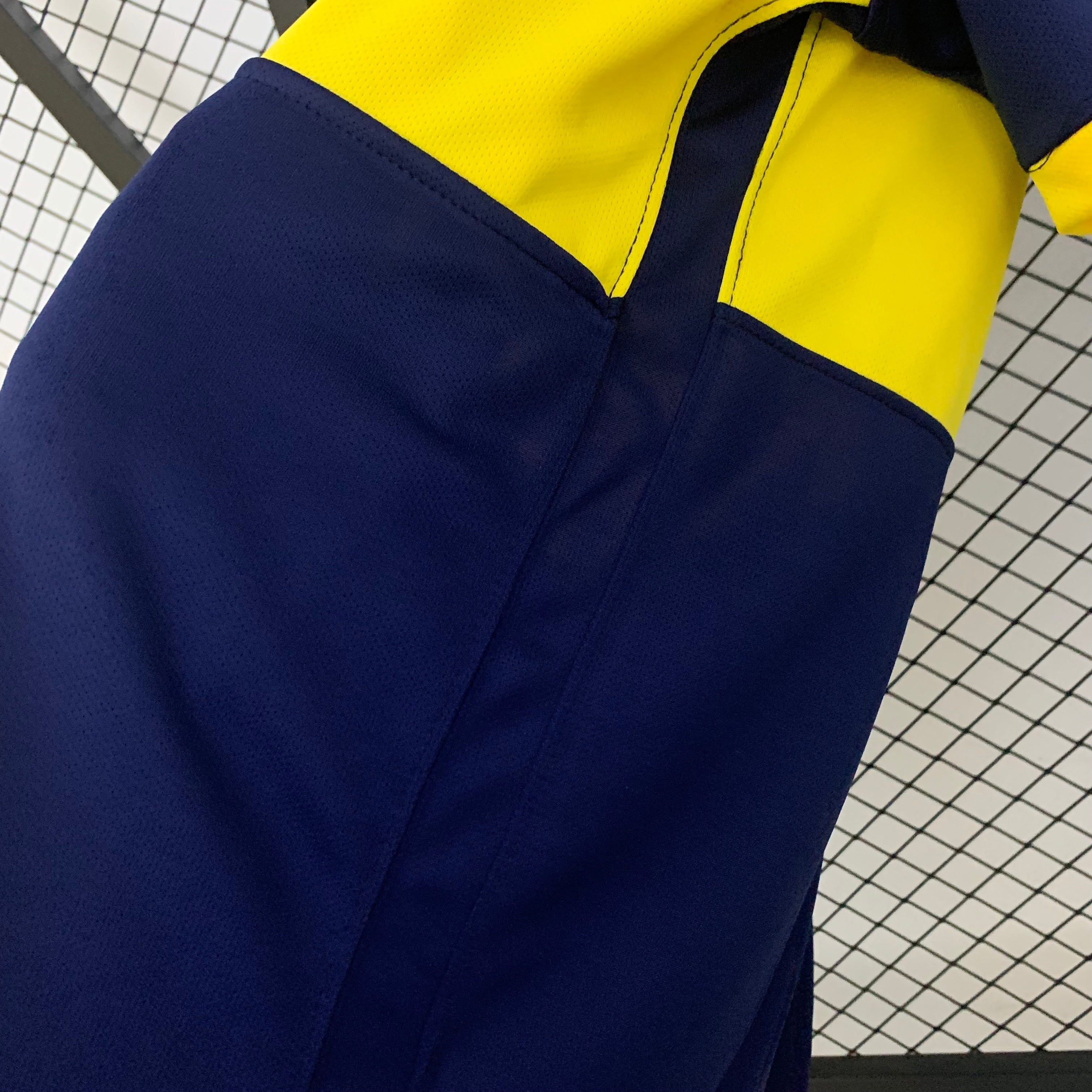 2000s Boca Juniors Retro Football Shirt | Navy Yellow Home