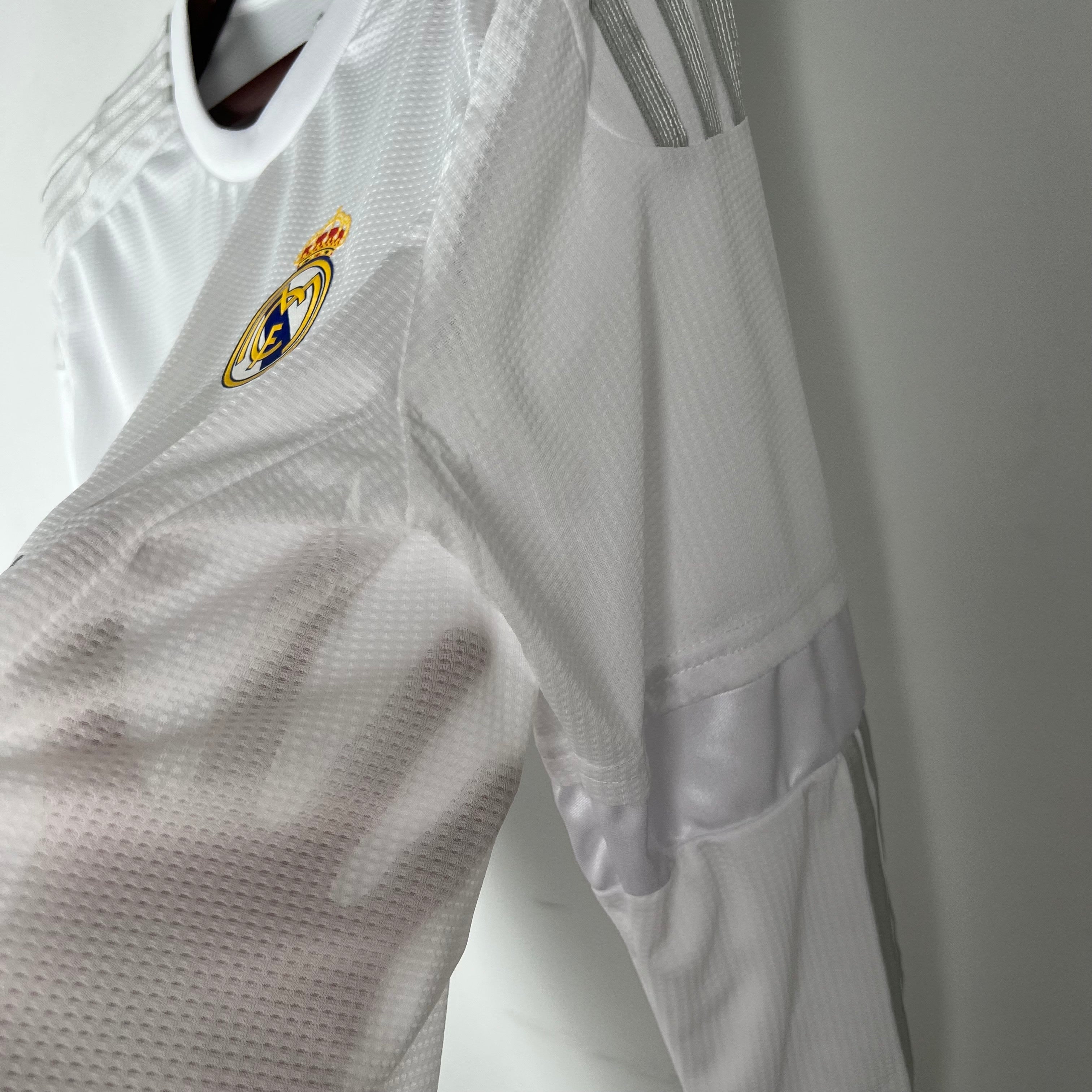 2010s Real Madrid Retro Football Shirt | White Silver Home