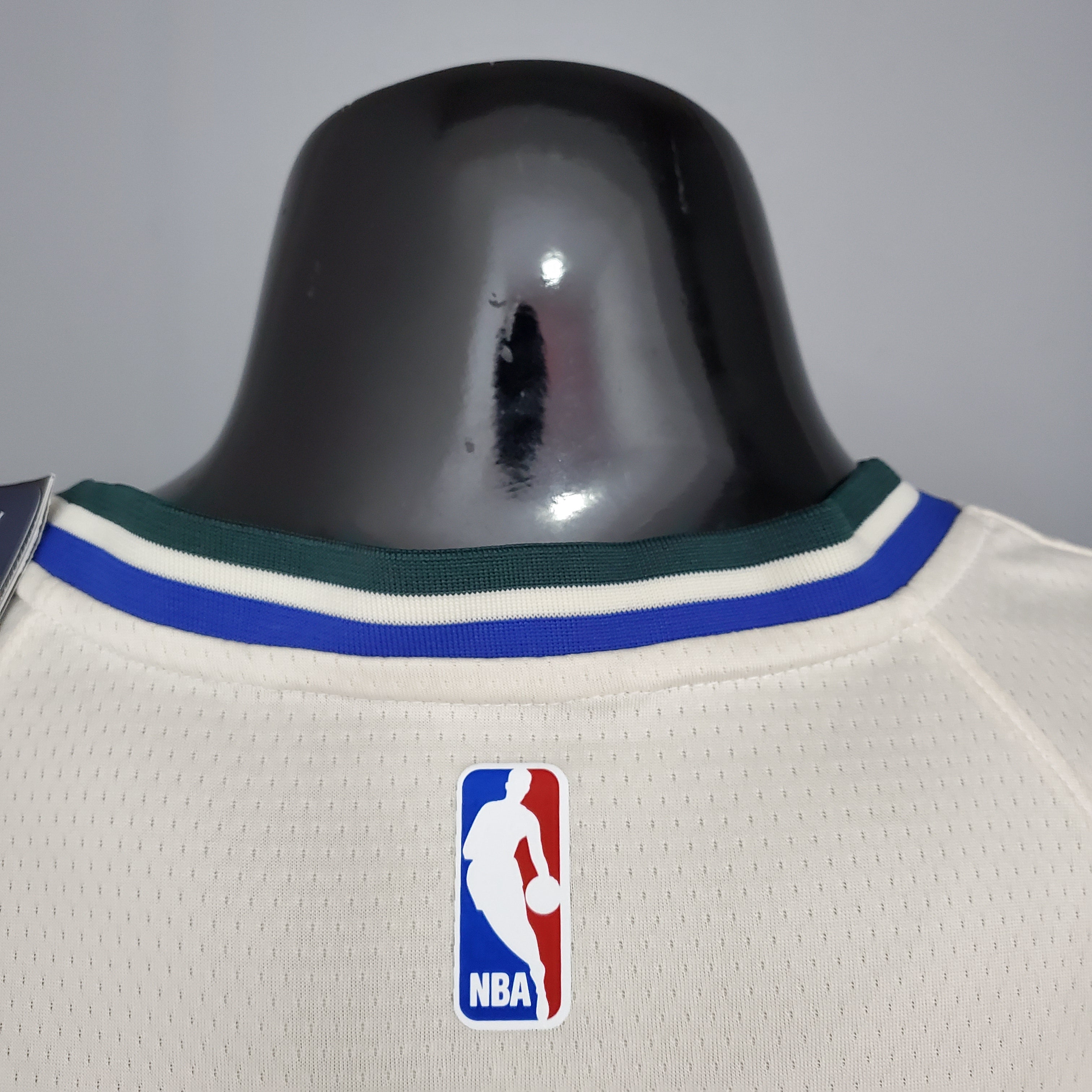 2023 Milwaukee Bucks Holiday #21 Swingman Edition Jersey