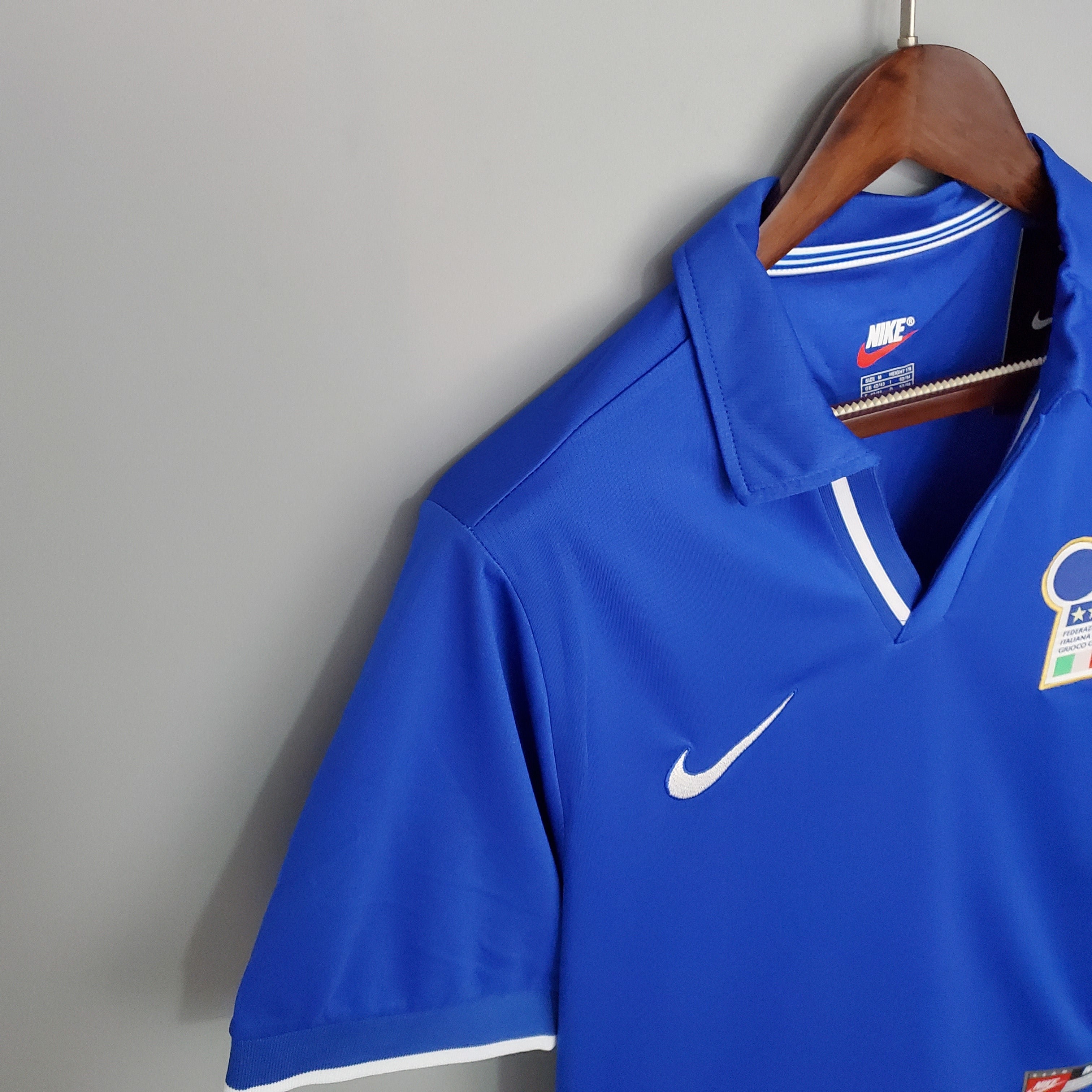 1990s Nike Retro Football Shirt | Blue White Home