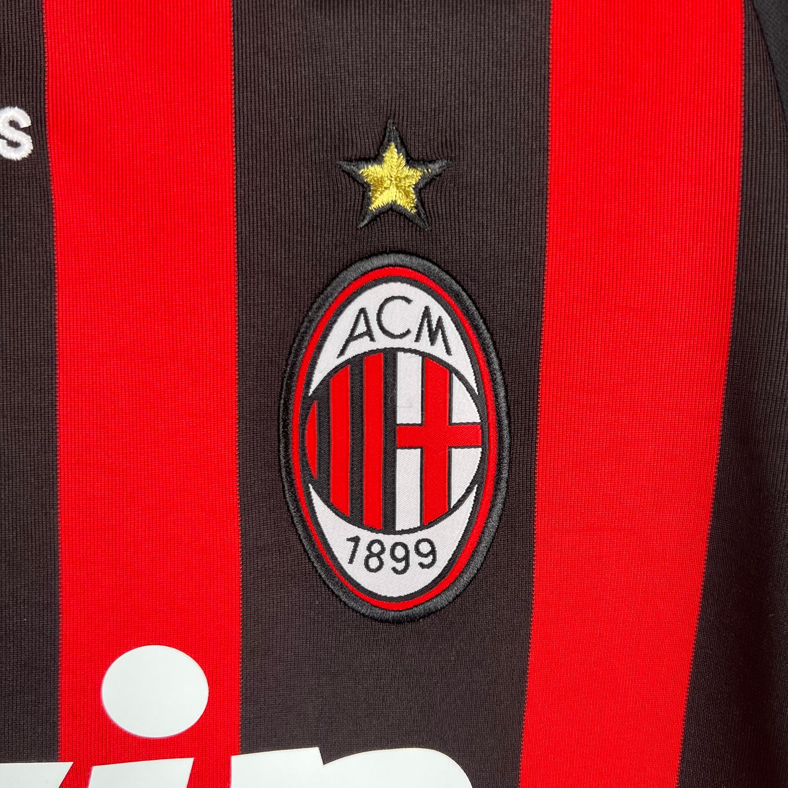 2000s AC Milan Retro Football Shirt | Red Black Home