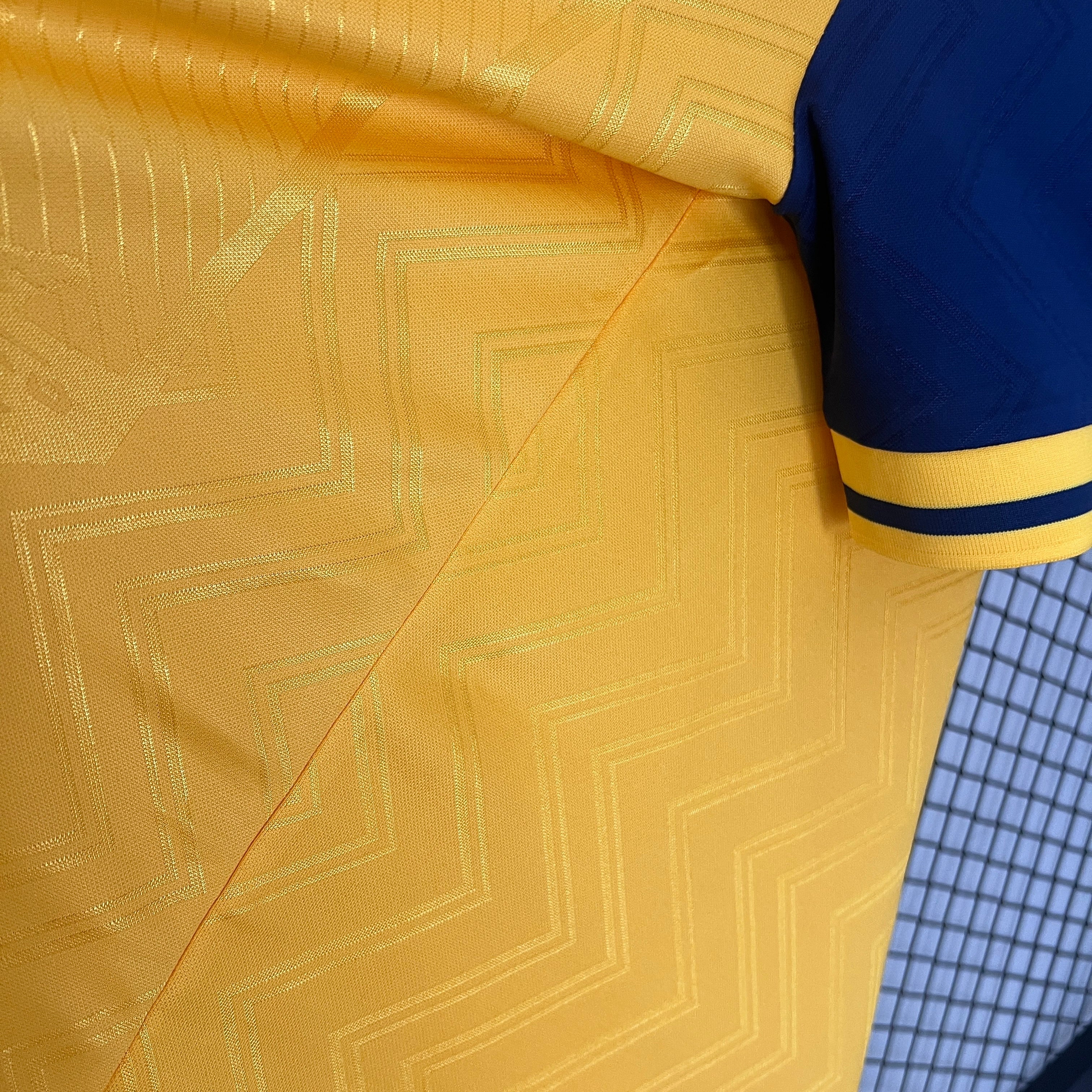 1990s Arsenal Retro Football Shirt | Yellow Navy Home