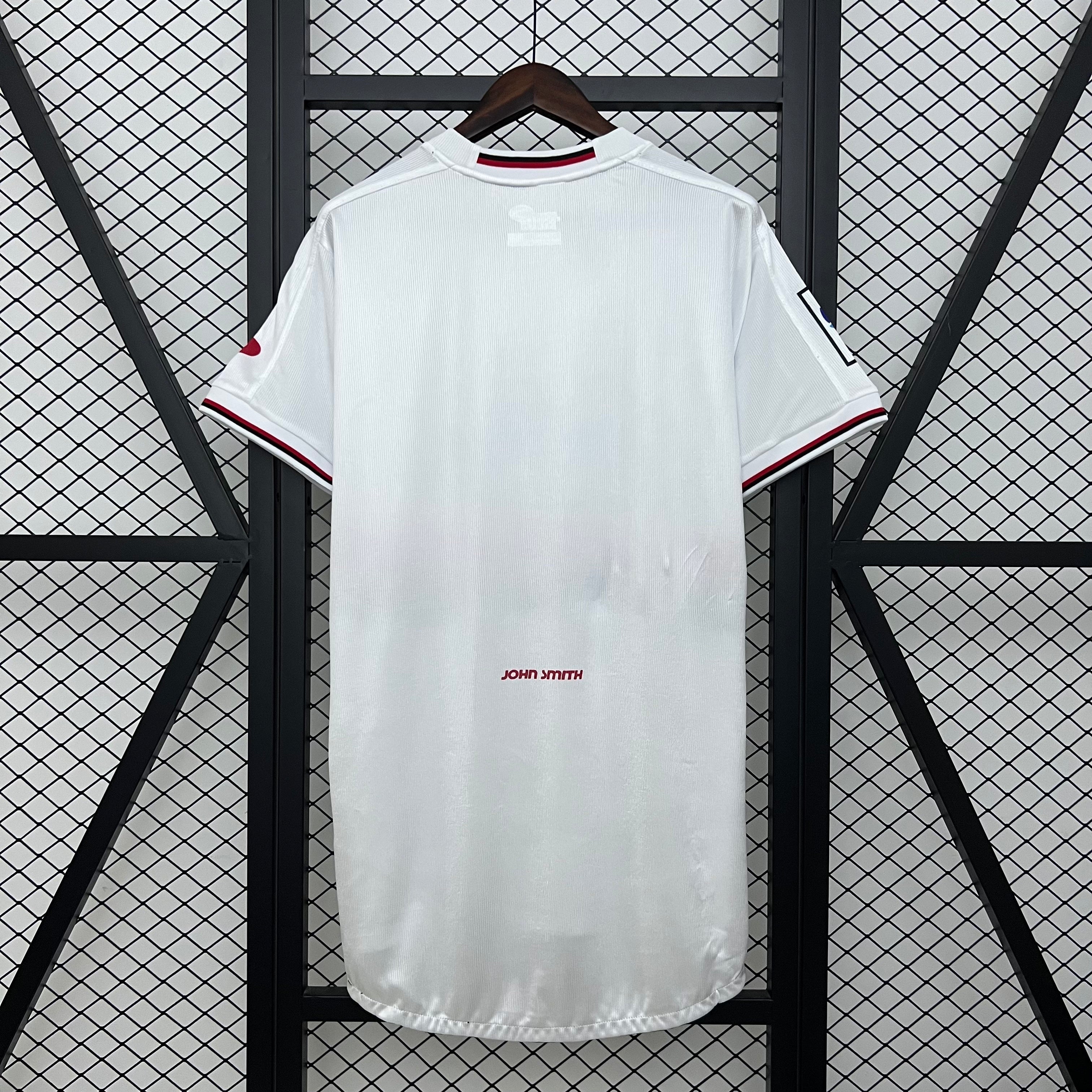 2000s Real Mallorca Retro Football Shirt | White Red Home