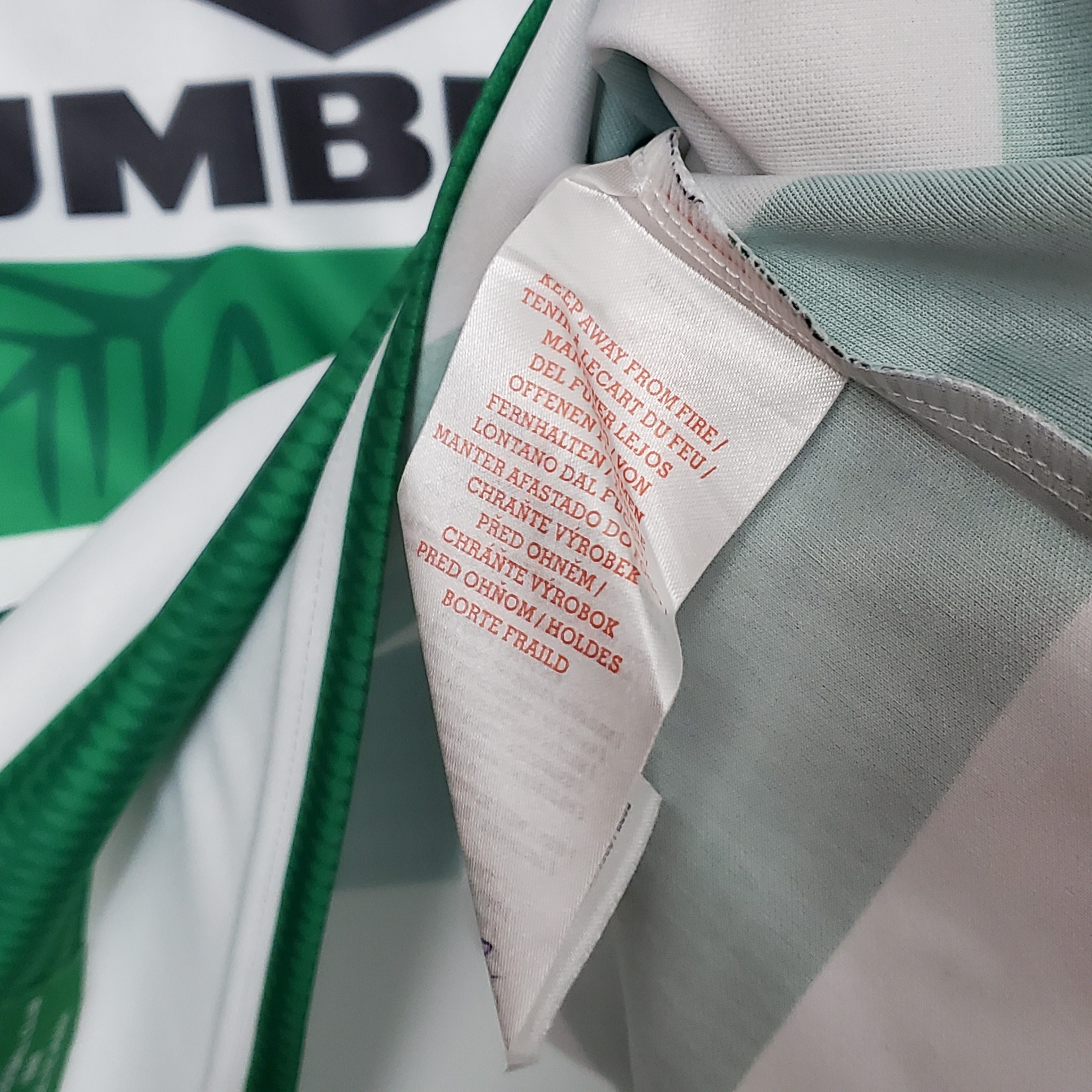 1980s Celtic Retro Football Shirt | Green White Home
