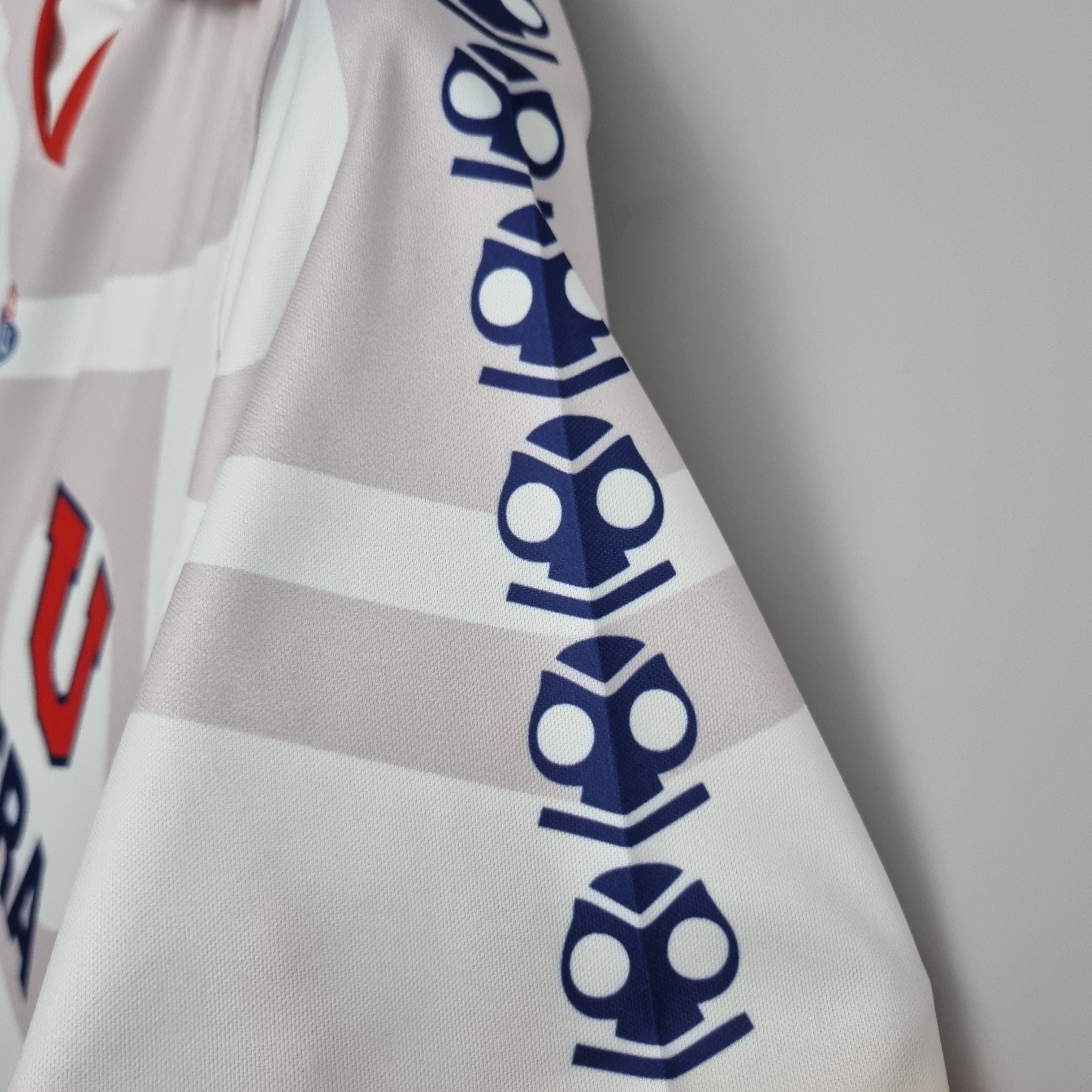1990s Universidad De Chile Retro Football Shirt | White Red Home