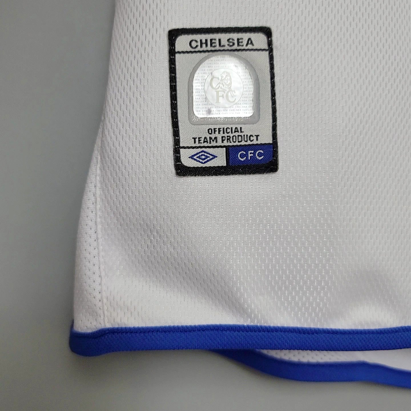 2000s Chelsea Retro Football Shirt | White Blue Home