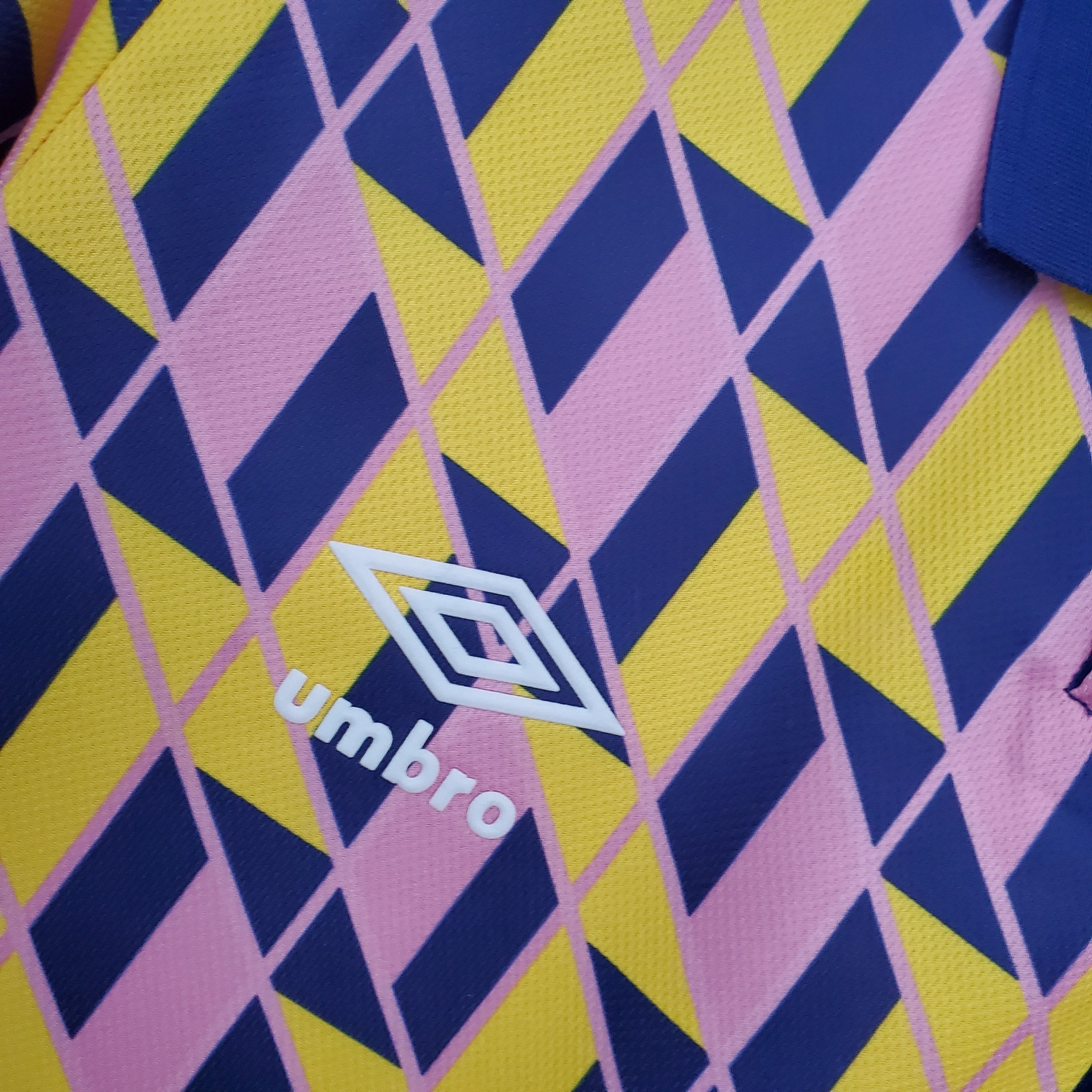 1990s Scotland Retro Football Shirt | Yellow Pink Home