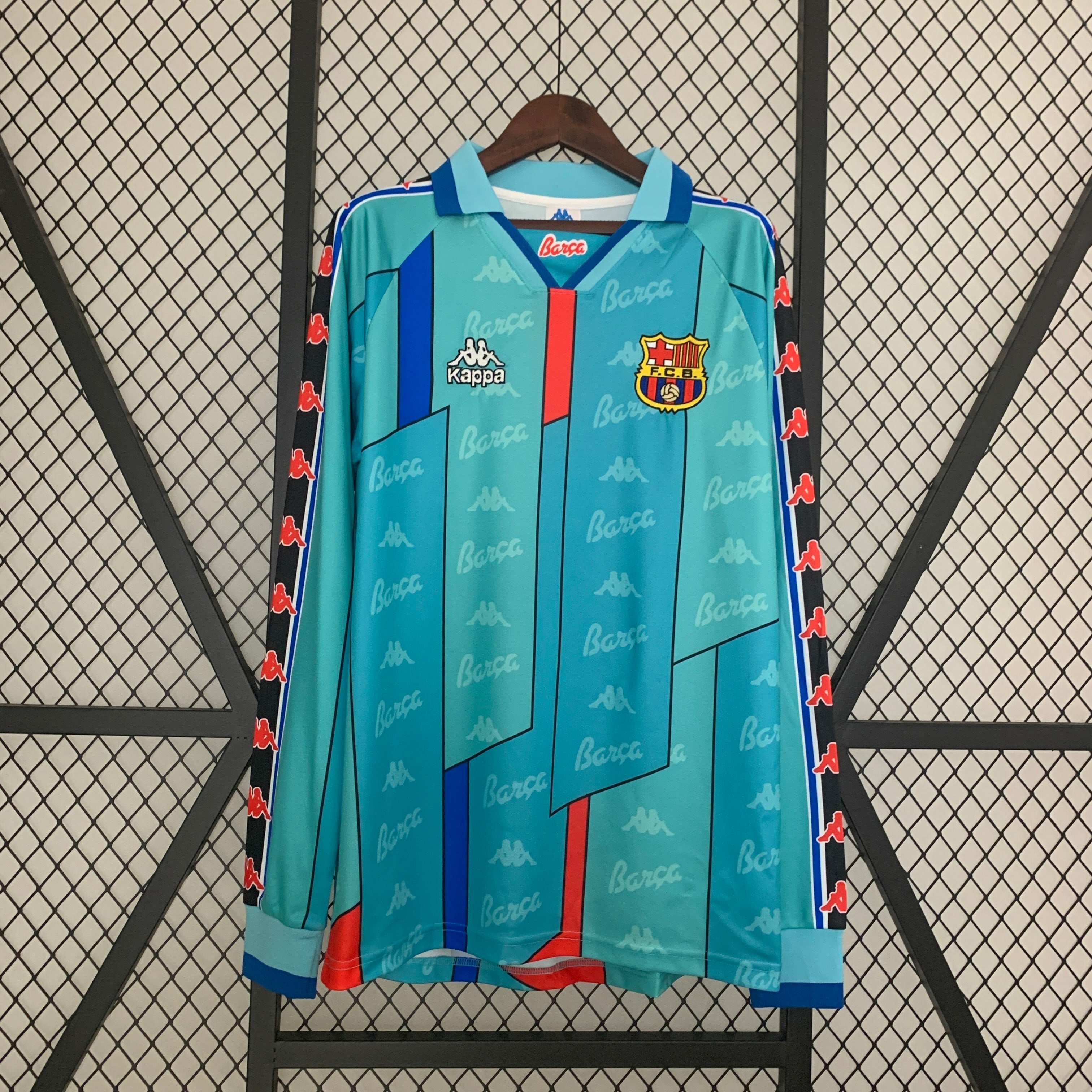 1990s Barcelona Retro Football Shirt | Turquoise Blue Home
