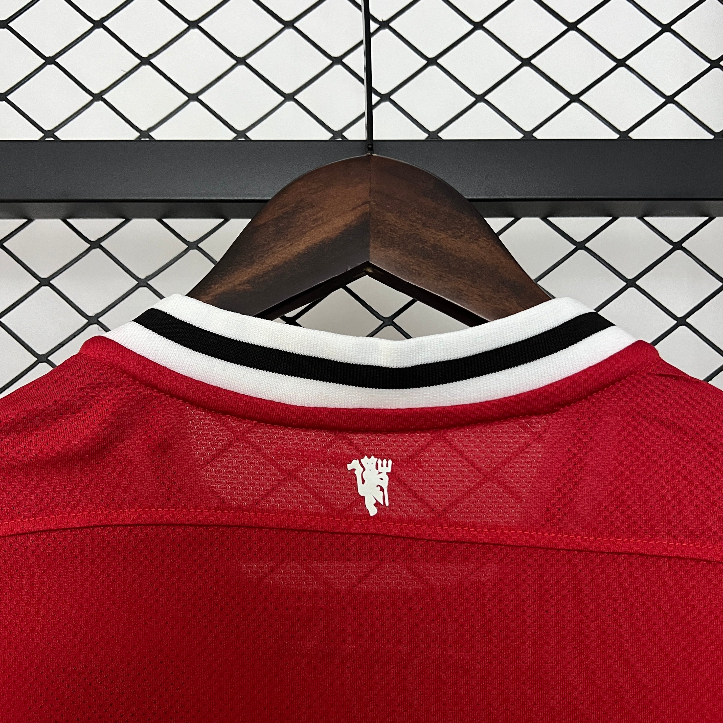 2010s Manchester United Retro Football Shirt | Red White Home