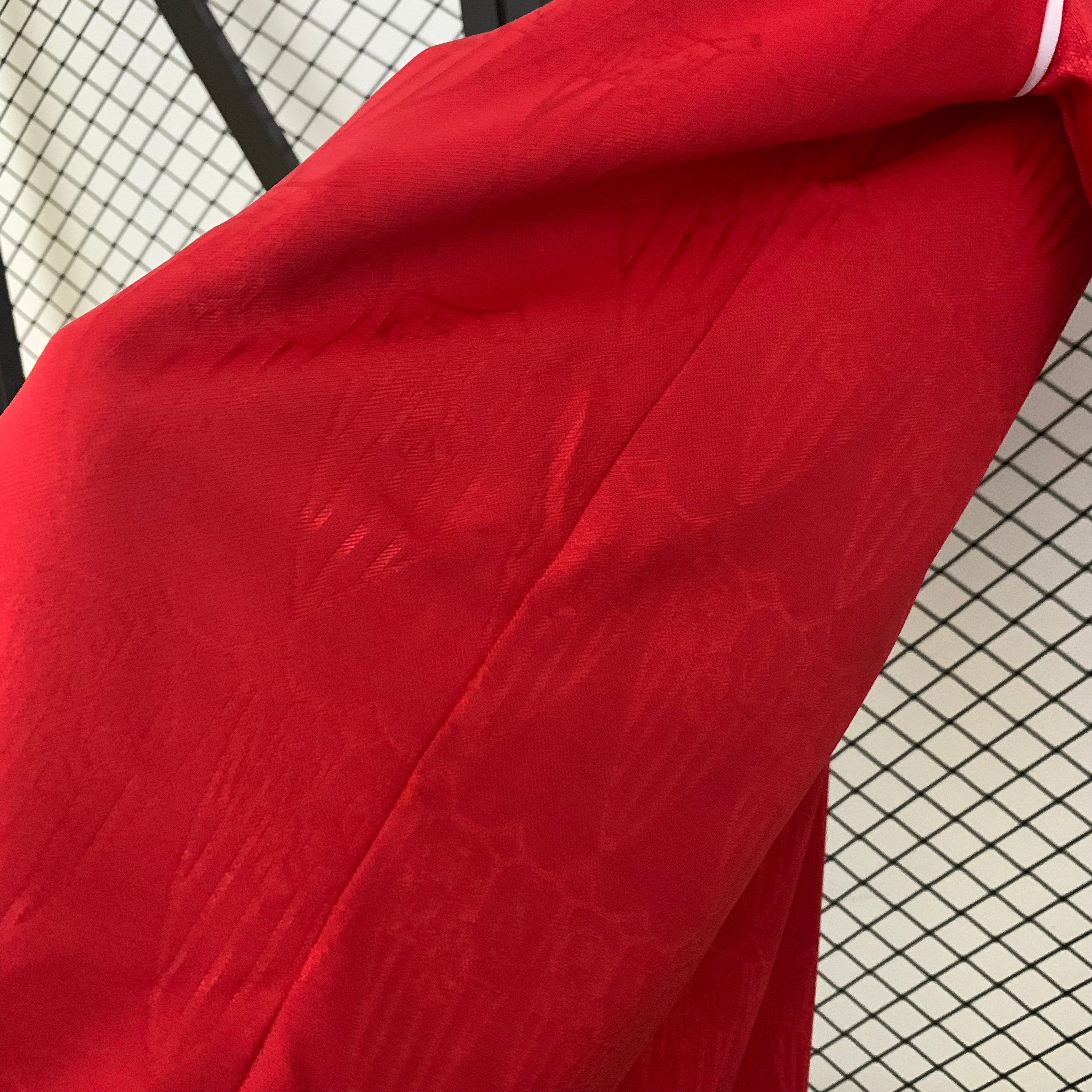 1980s Sevilla Retro Football Shirt | Red White Home