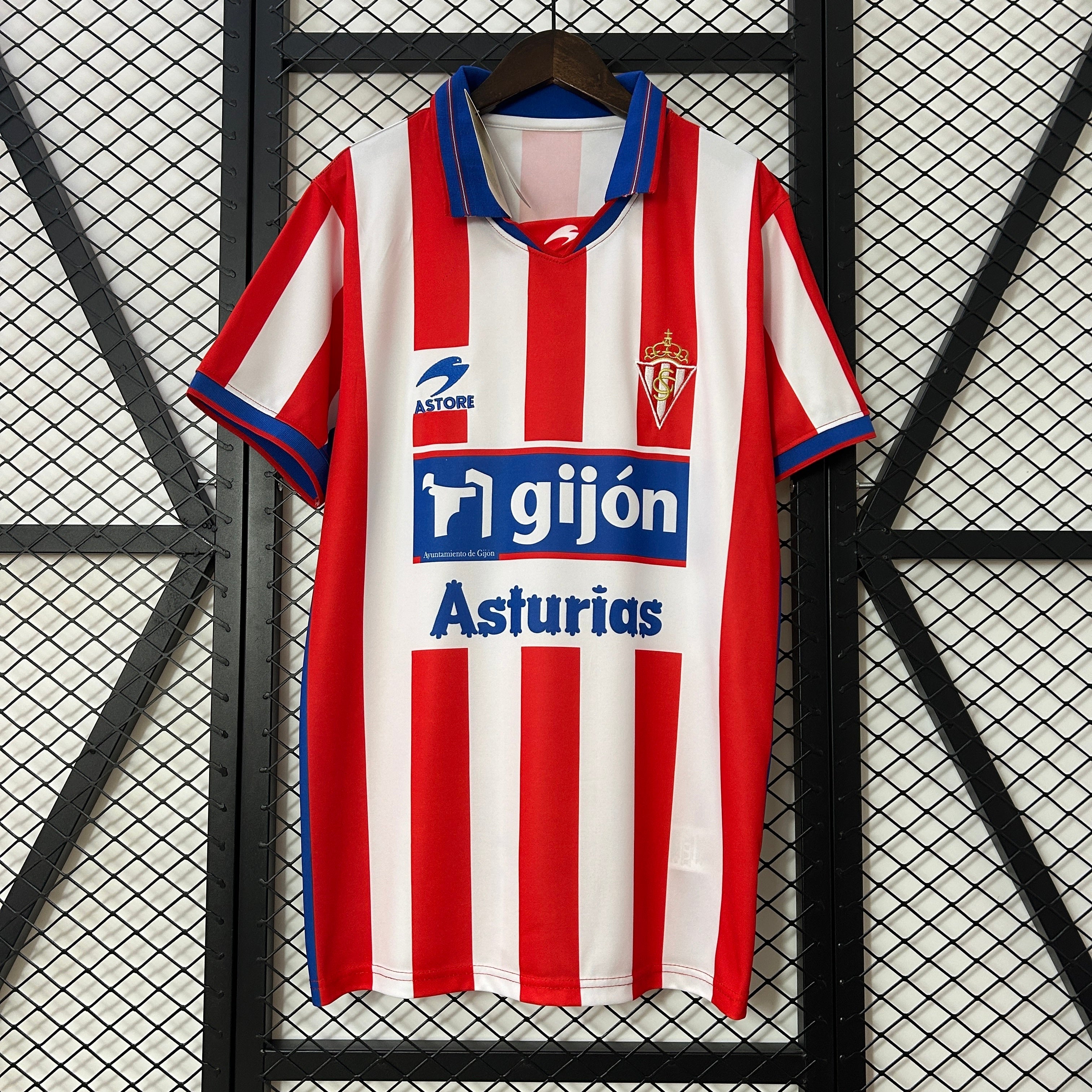 1990s Sporting Gijón Retro Football Shirt | Red White Home