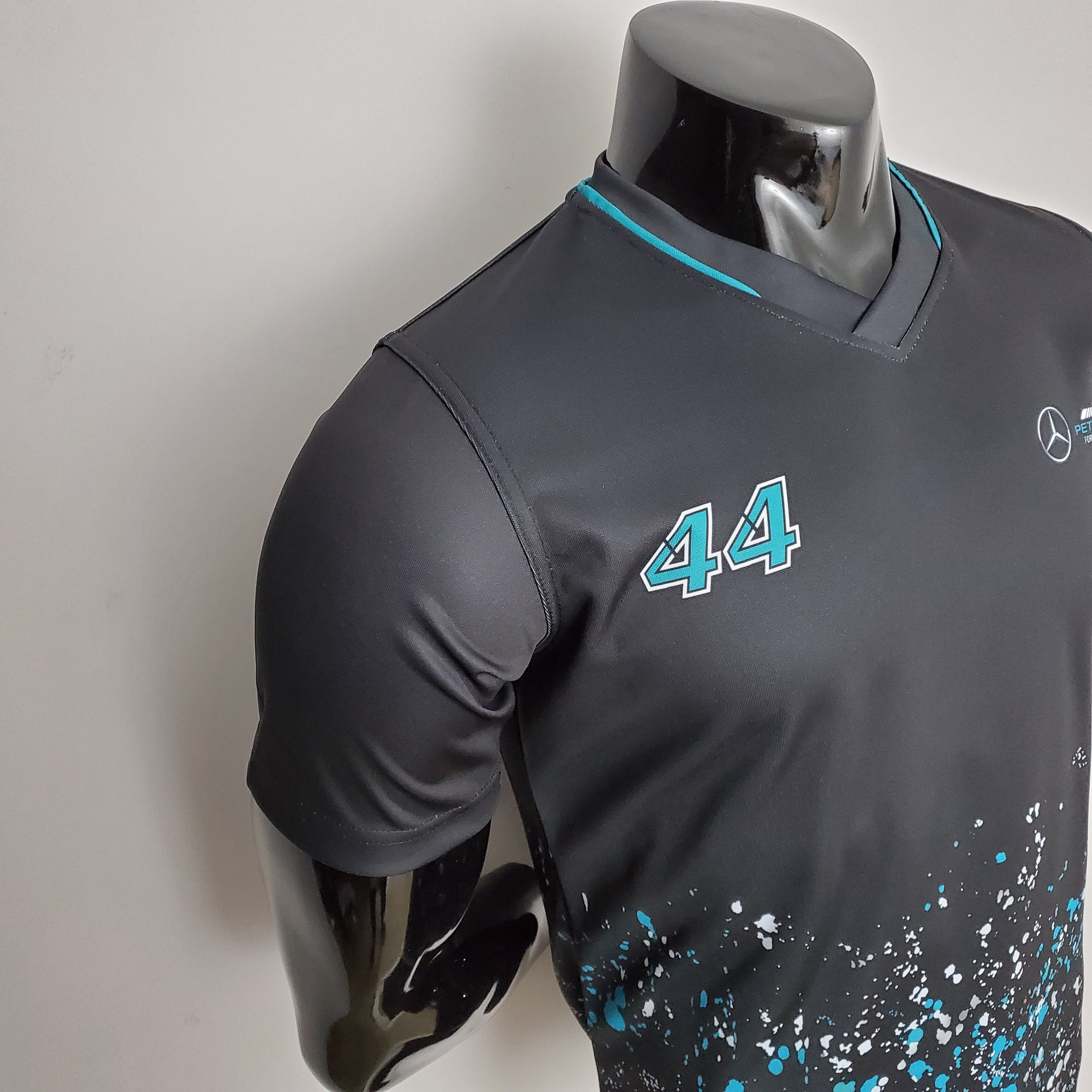Mercedes F1 2023 T-Shirt – Player Fit – Lewis Hamilton #44 AMG | Black