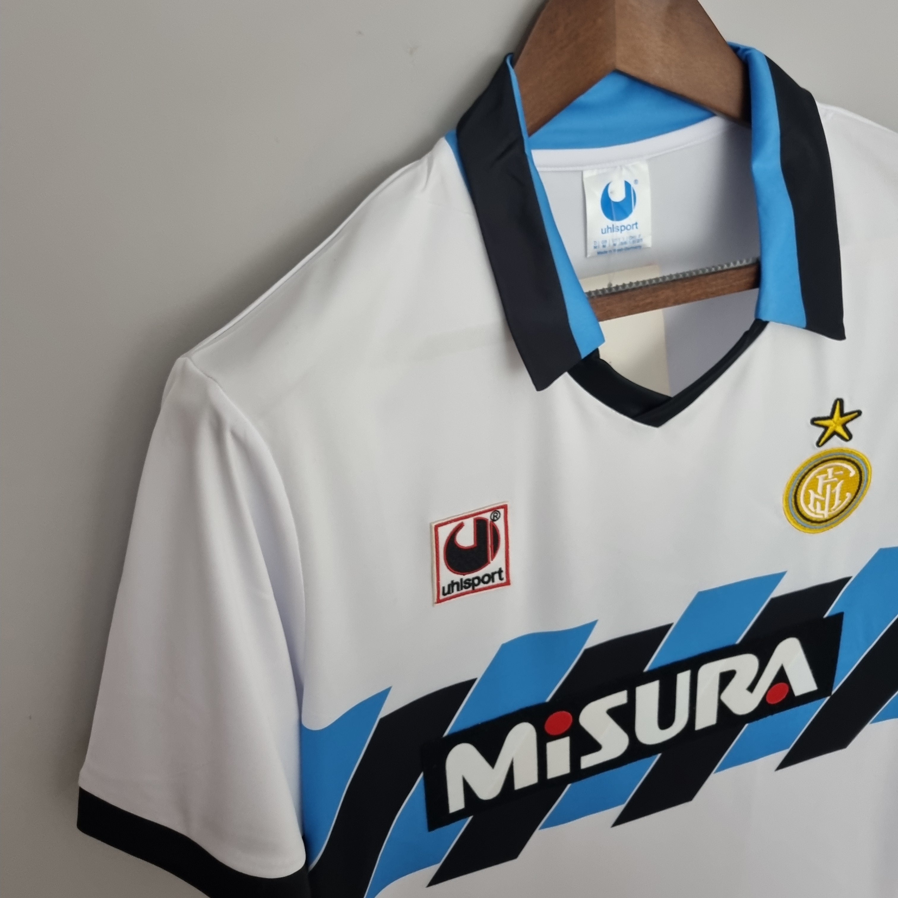 1980s Inter Milan Retro Football Shirt | White Blue Training Edition