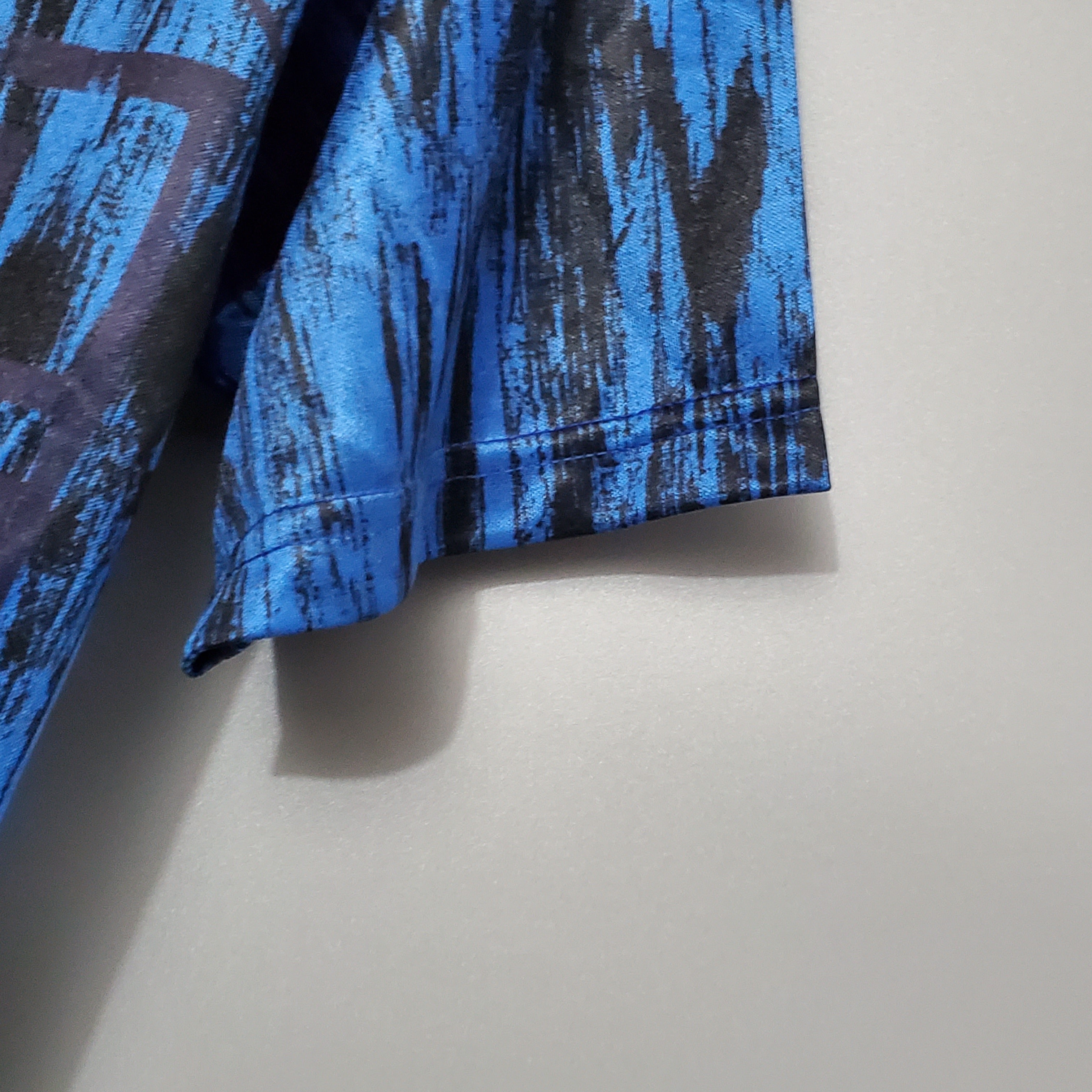 1990s Manchester United Retro Football Shirt | Blue Black Home