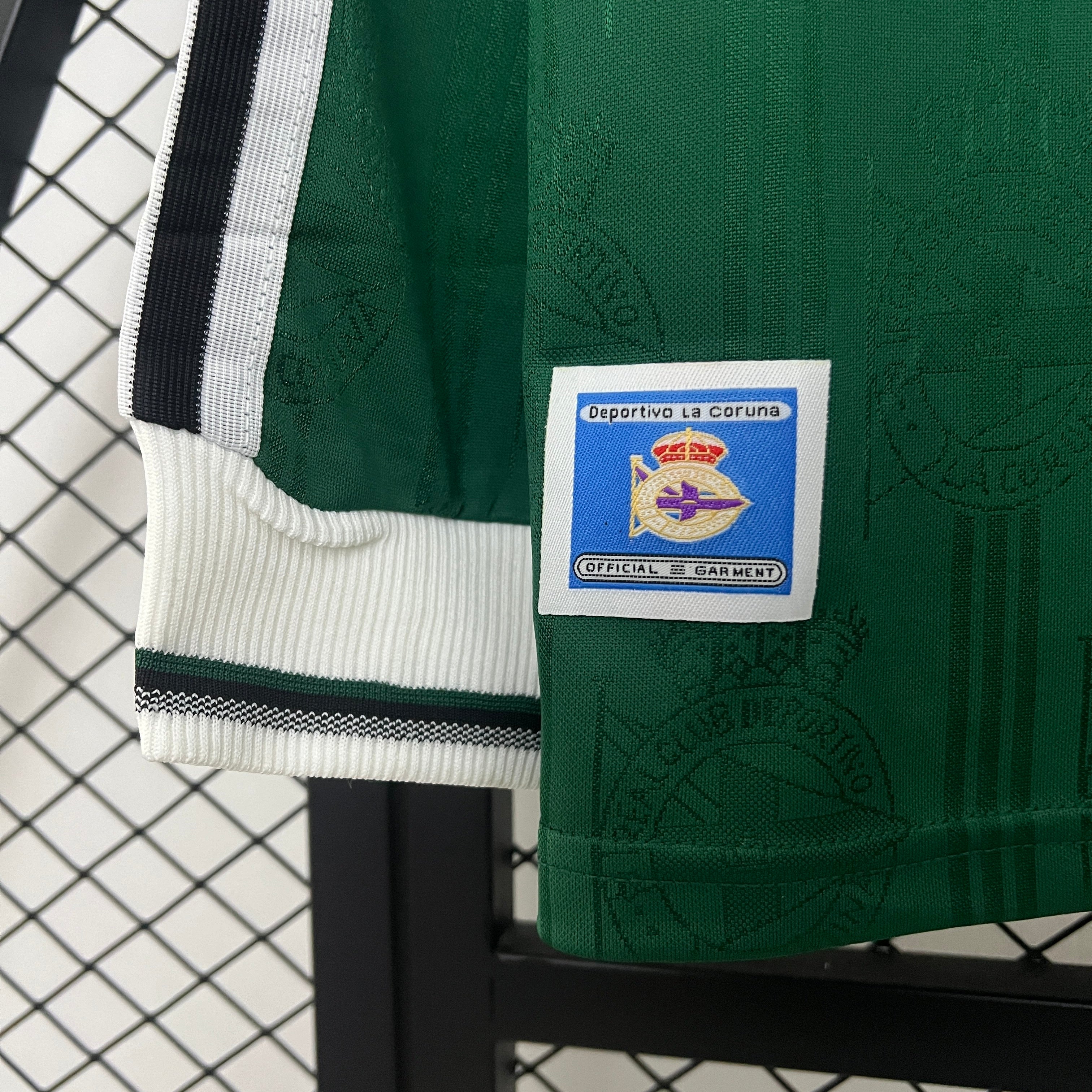 1990s Real Sociedad Retro Football Shirt | Green White Home