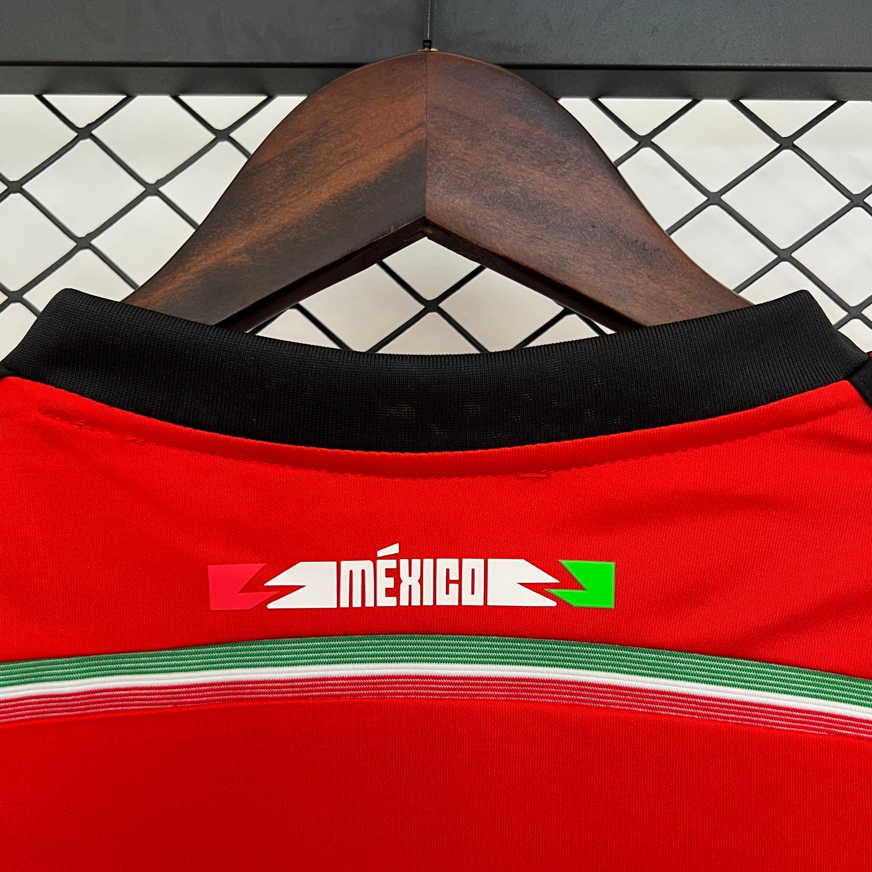 1990s Mexico Retro Football Shirt | Red Black Home
