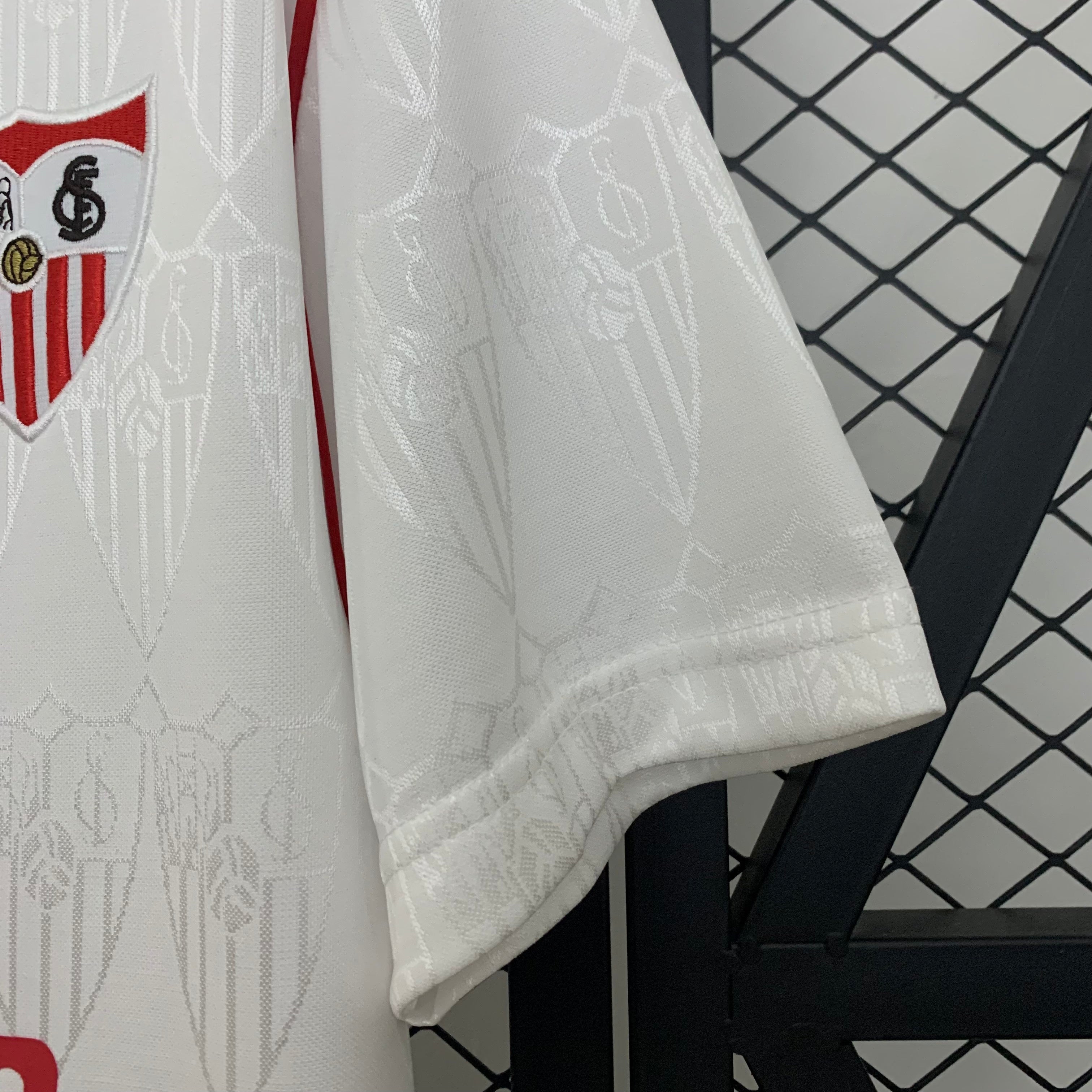1990s Sevilla Retro Football Shirt | White Red Home