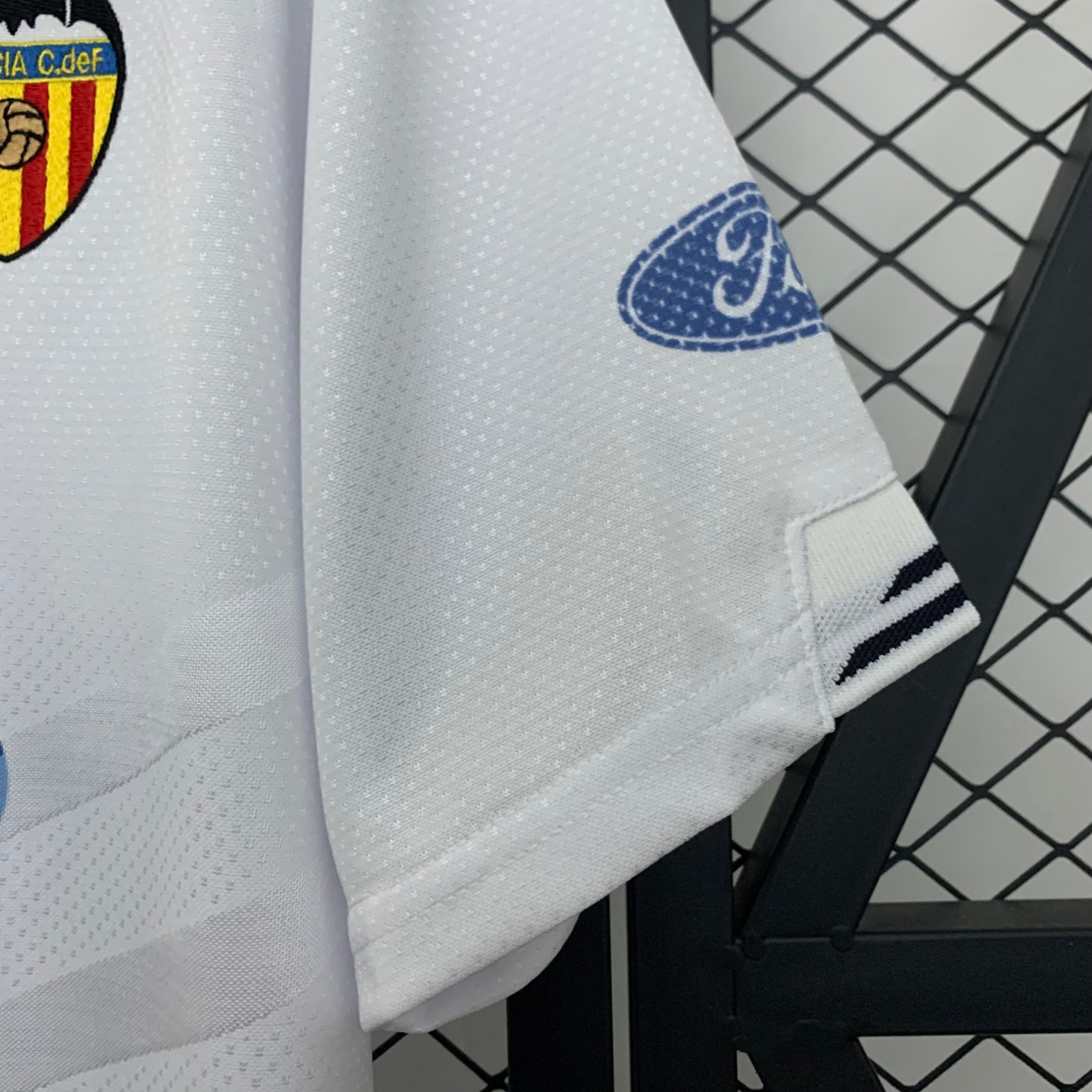 1990s Valencia Retro Football Shirt | White Black Home
