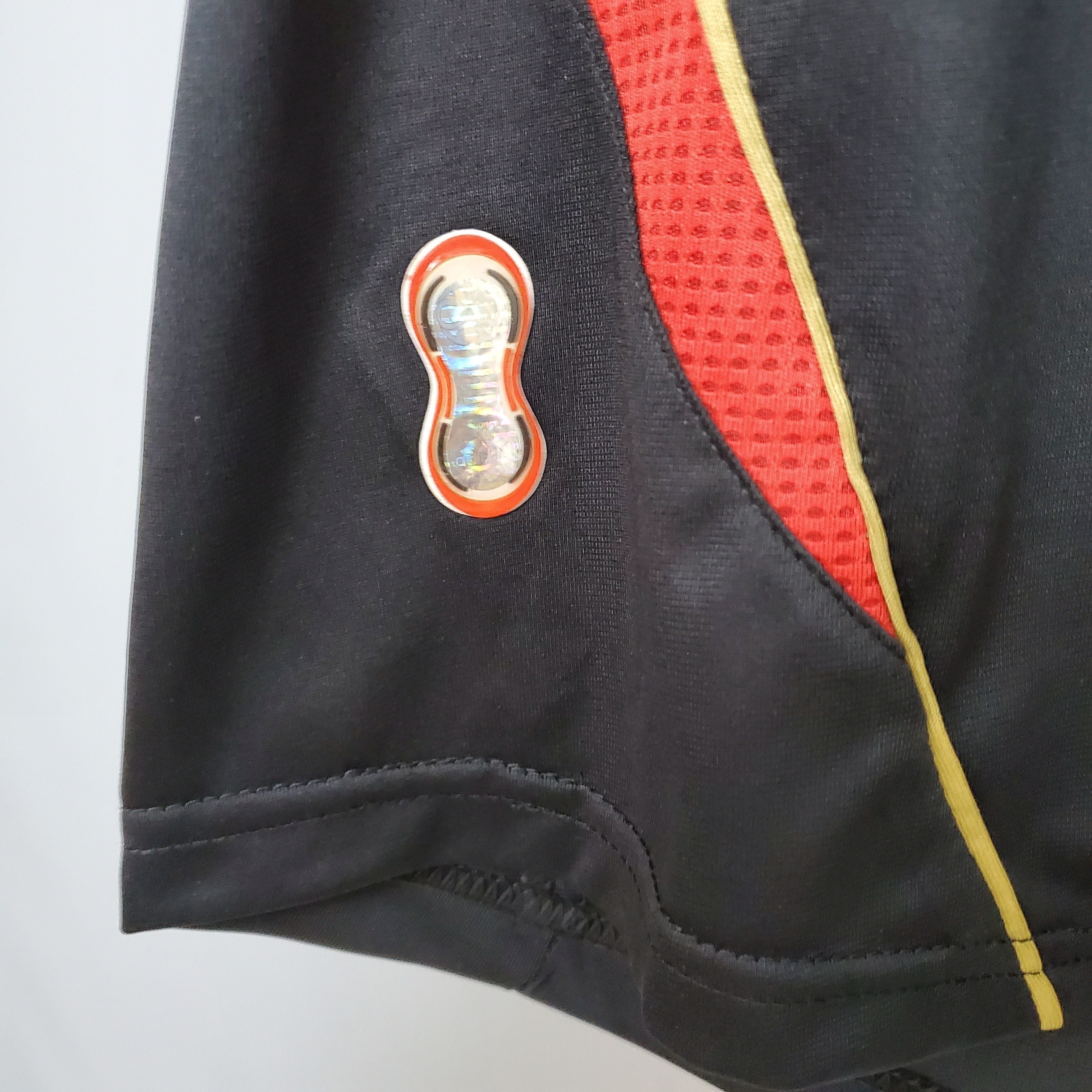 2000s AC Milan Retro Football Shirt | Black Red Home