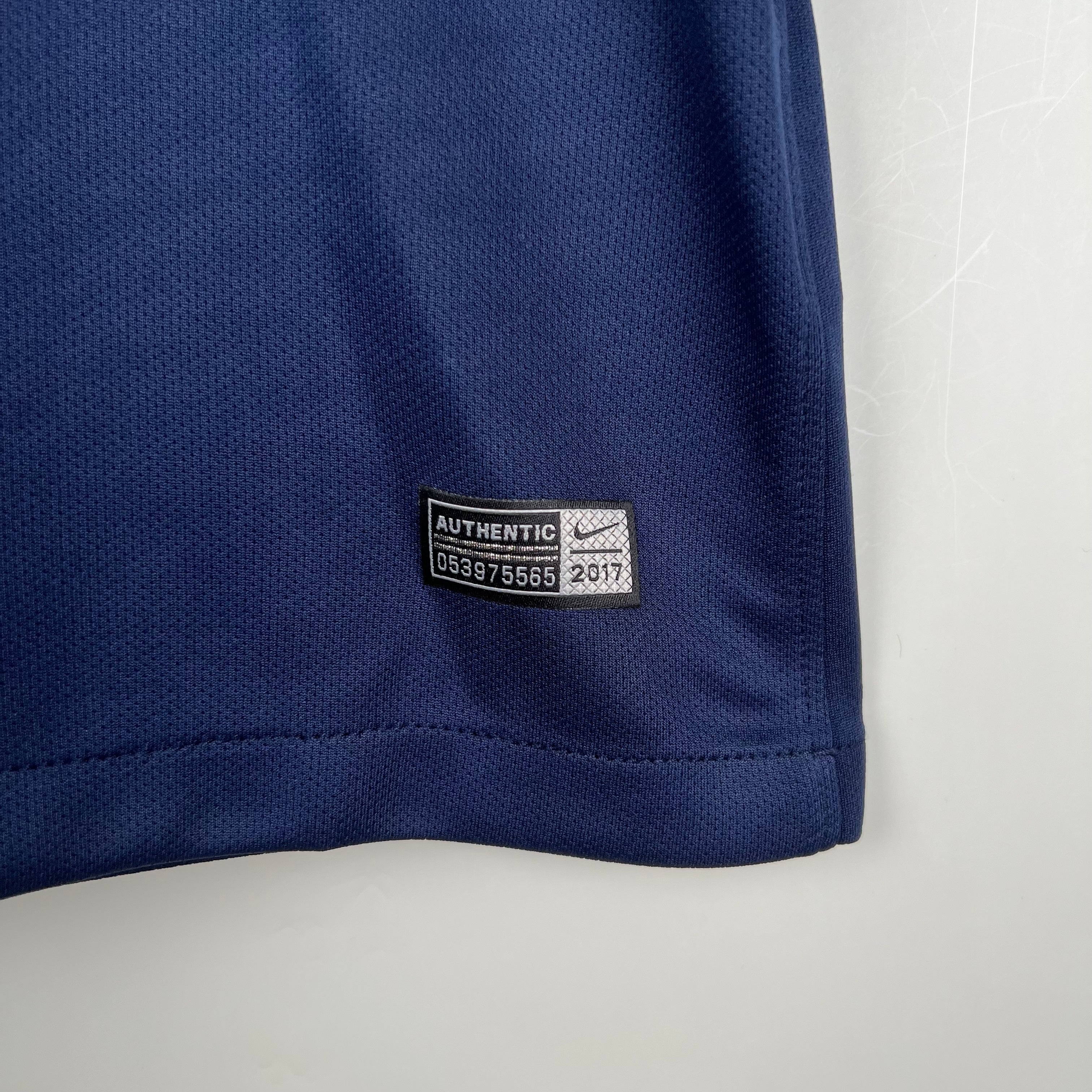 2020s Paris Saint-Germain Retro Football Shirt | Navy Burgundy Home