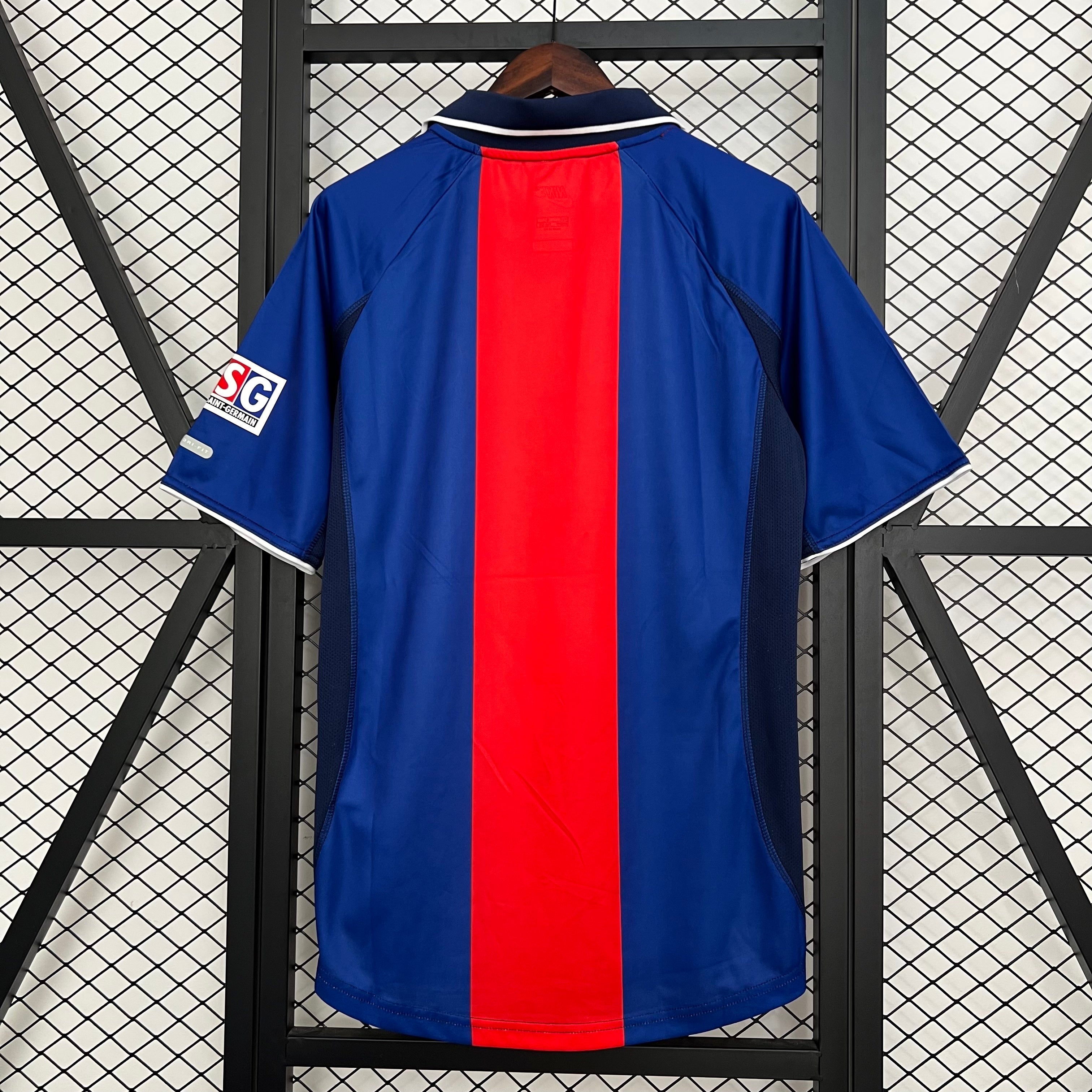 1990s Paris Saint-Germain Retro Football Shirt | Blue Red Home