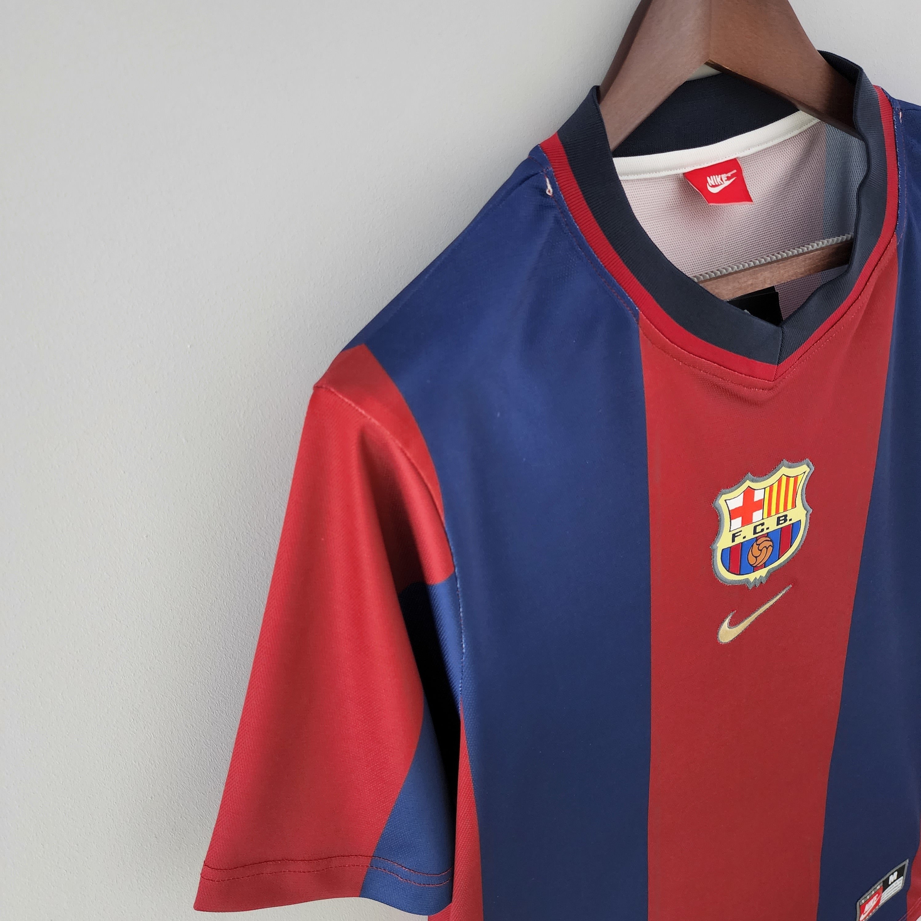 2000s Barcelona Retro Football Shirt | Red Blue Home