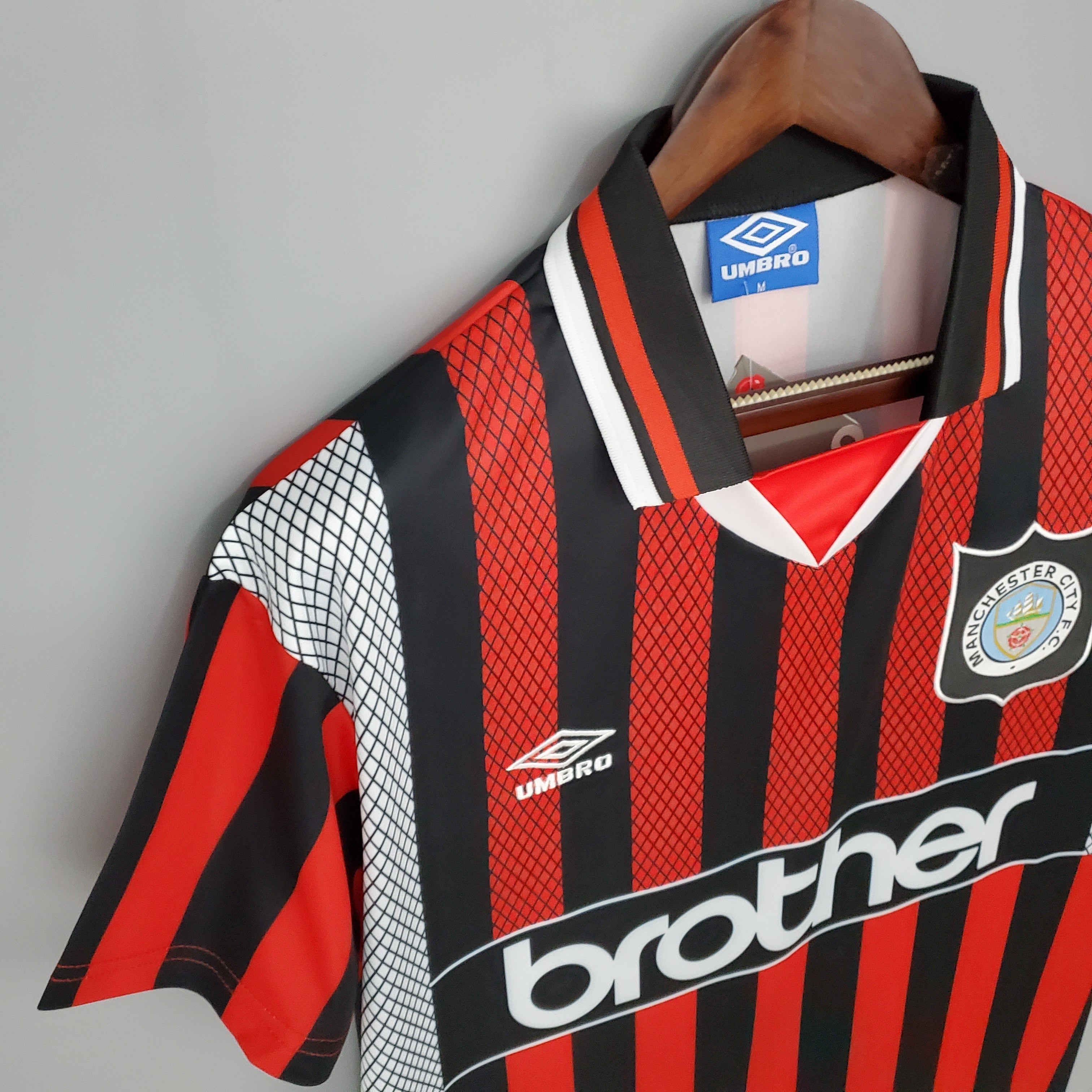 1990s Manchester City Retro Football Shirt | Red Black Home