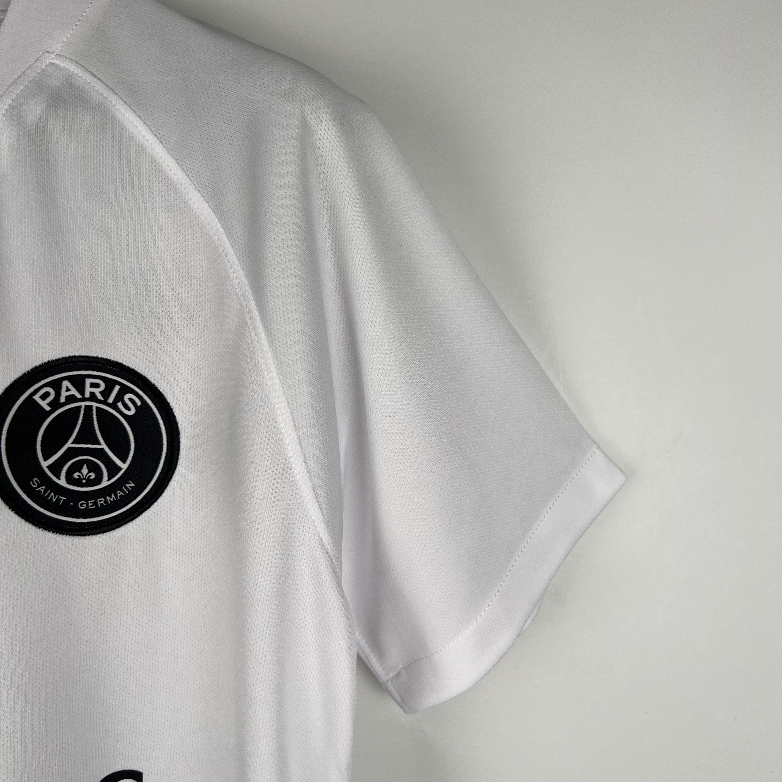 2020s Paris Saint-Germain Retro Football Shirt | White Black Home