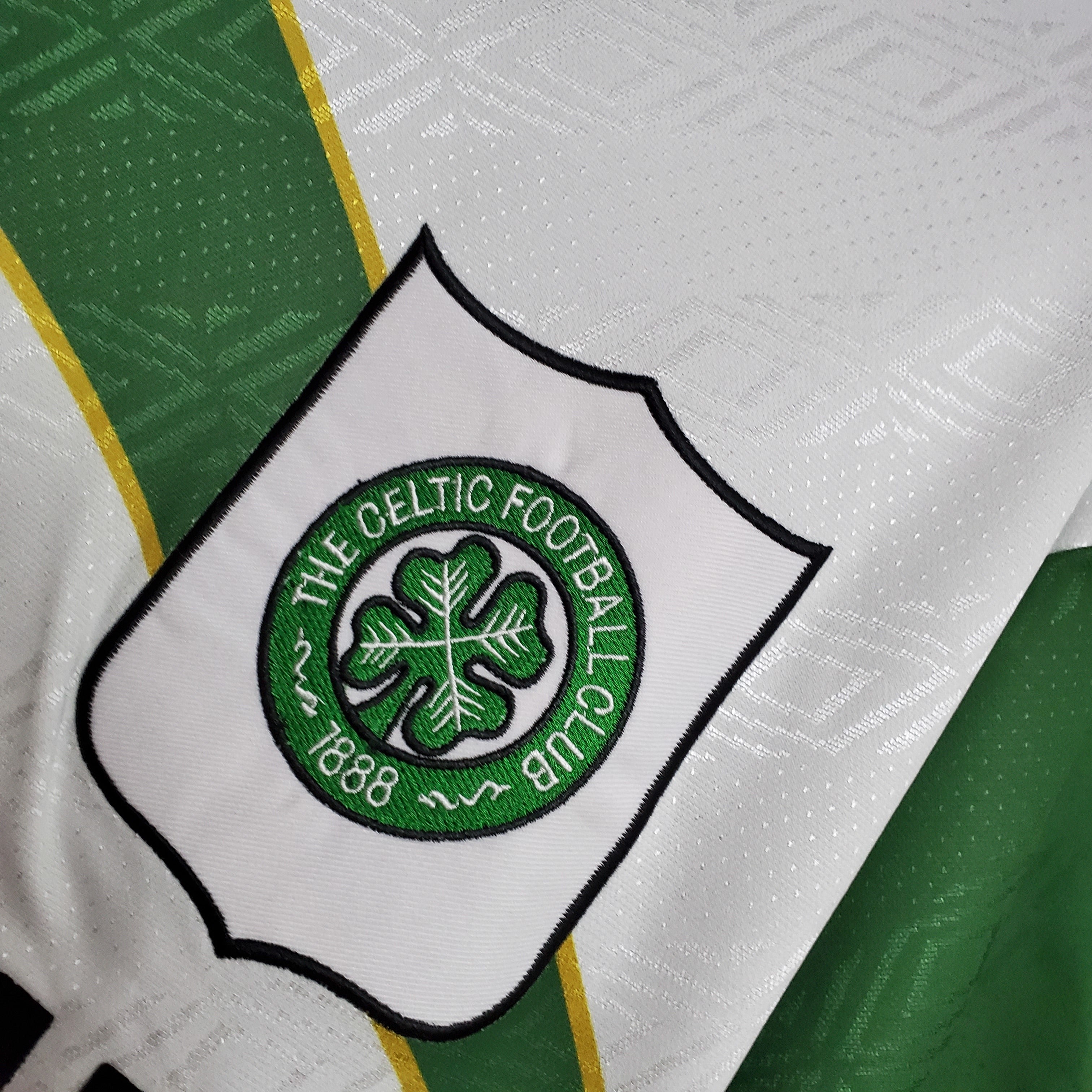 1990s Celtic Retro Football Shirt | Green Yellow Home