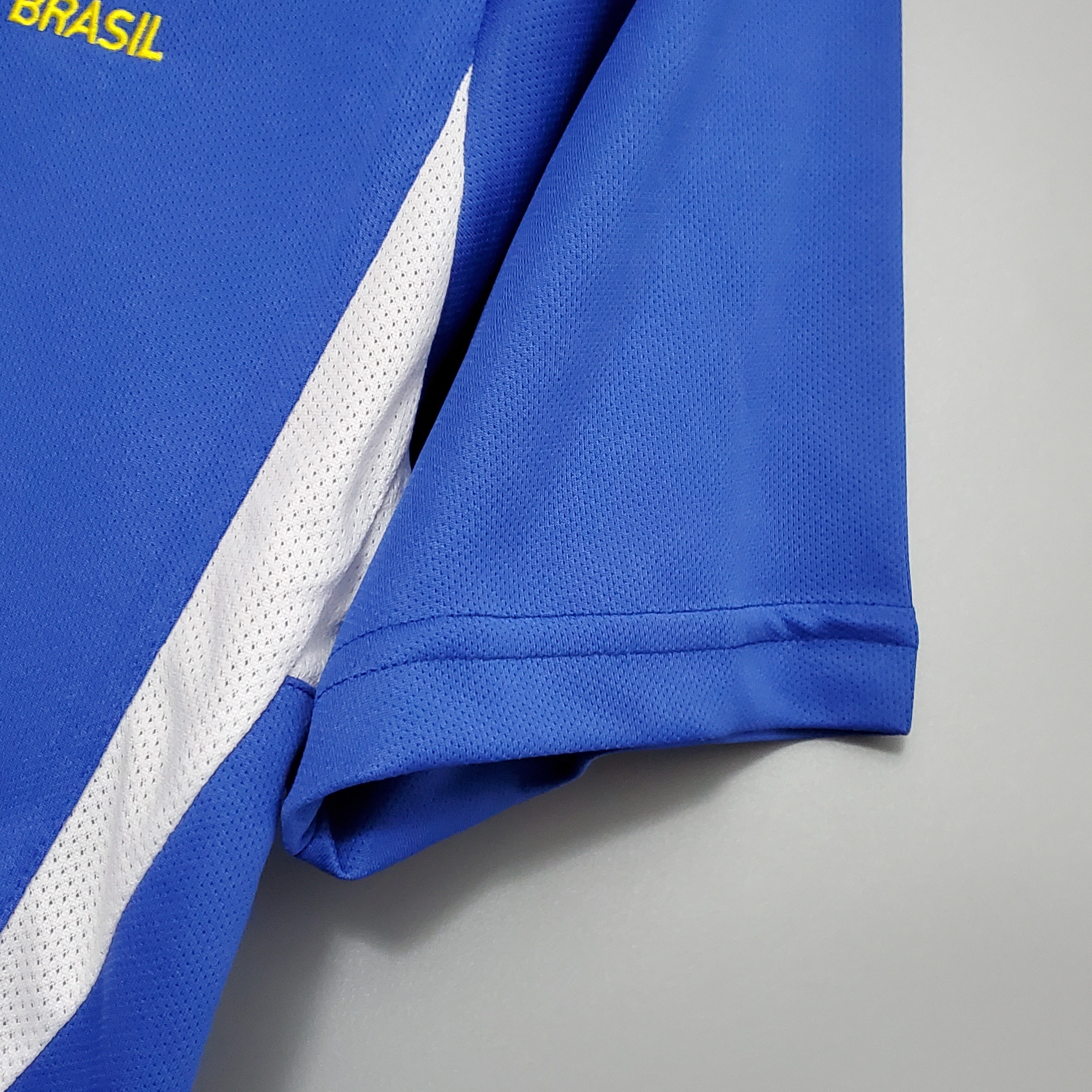 2000s Brazil Retro Football Shirt | Blue White Home
