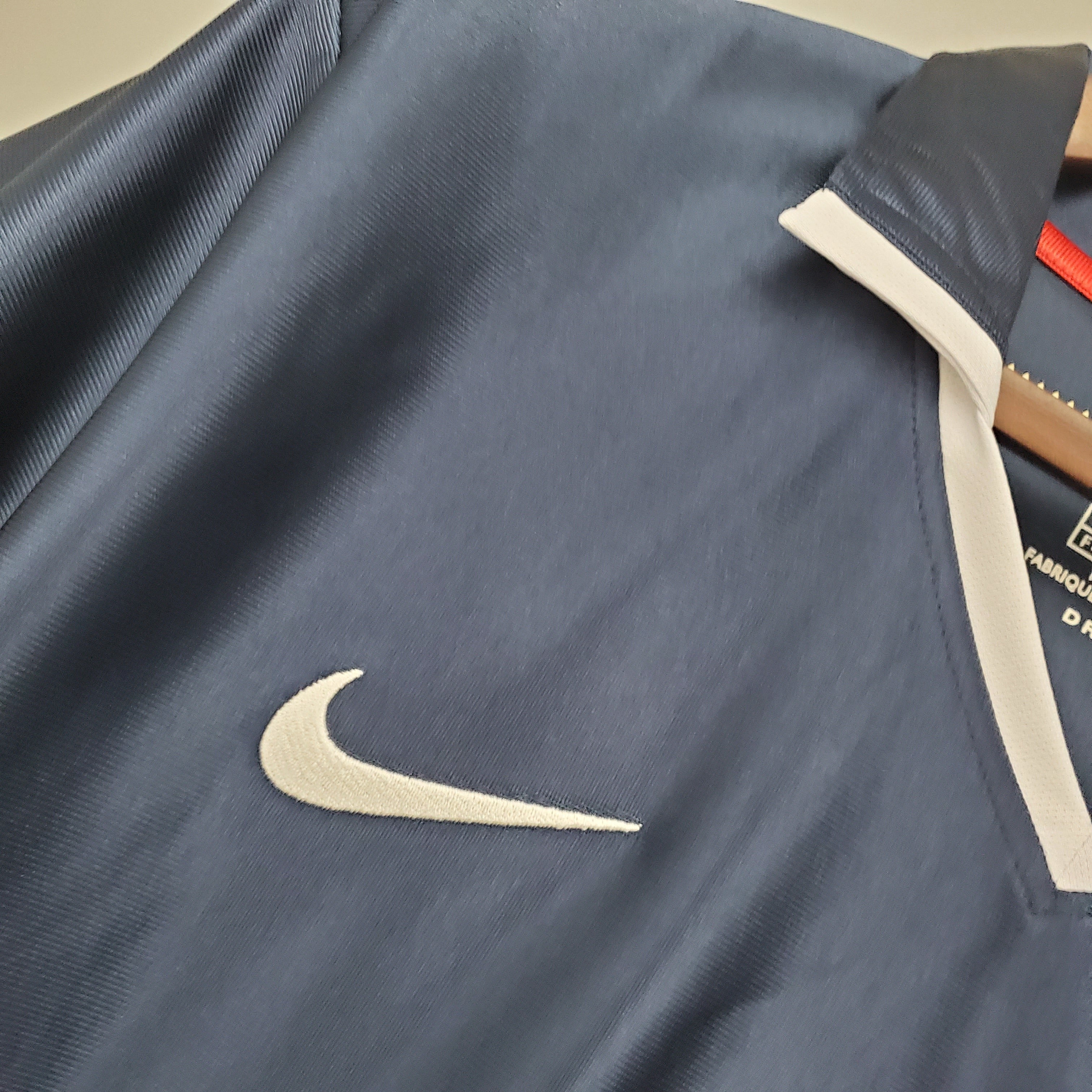 1990s Paris Saint-Germain Retro Football Shirt | Navy Red Home