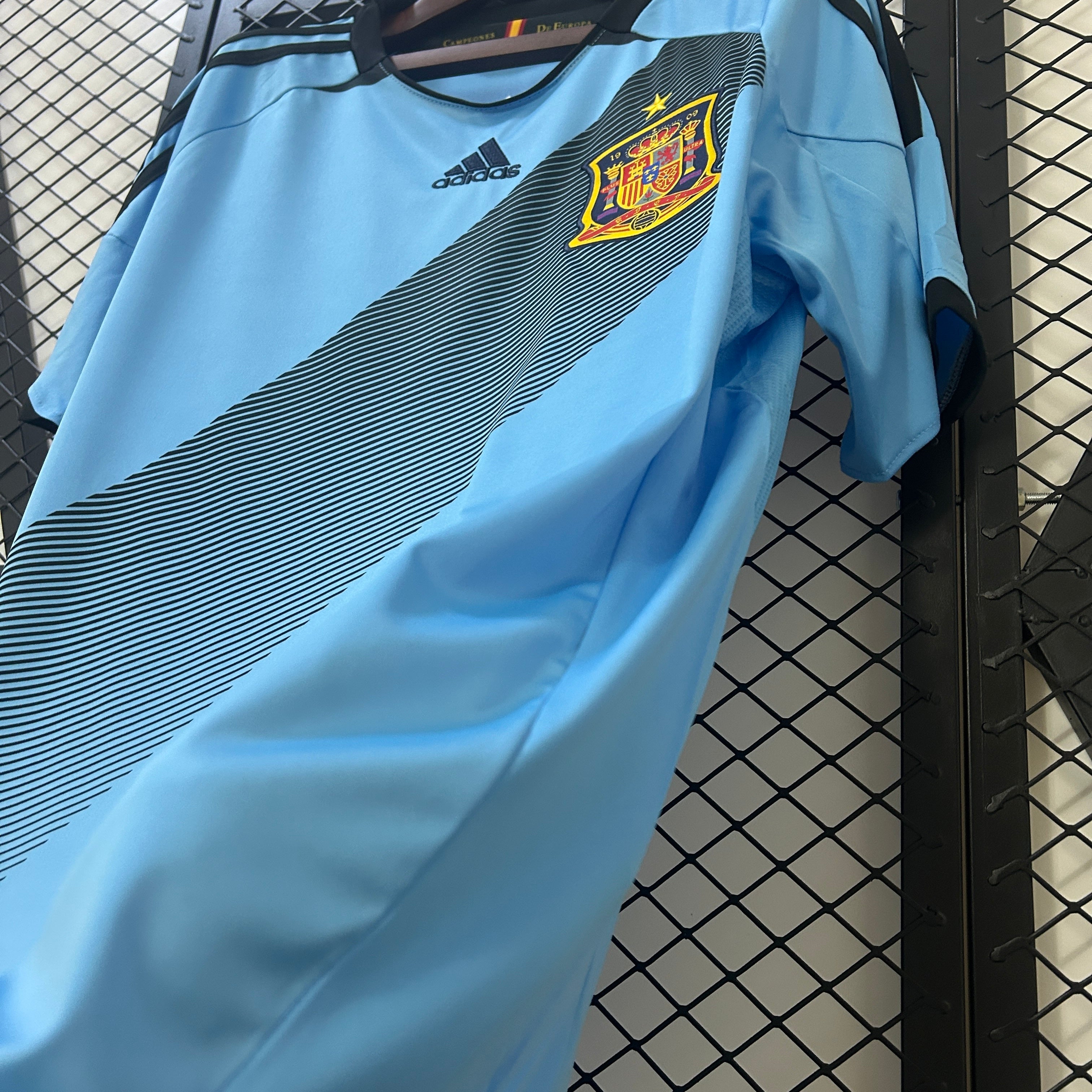 2000s Spain Retro Football Shirt | Light Blue Black Home